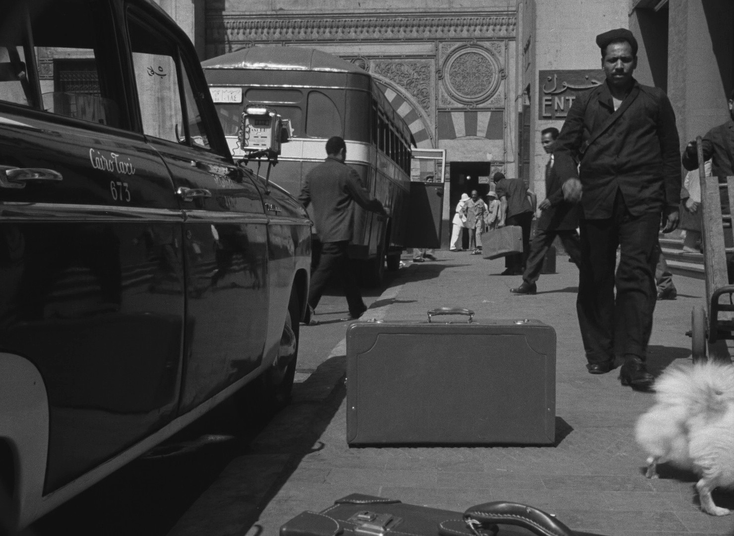 Cairo Station (1962) —  shot,  lighting
