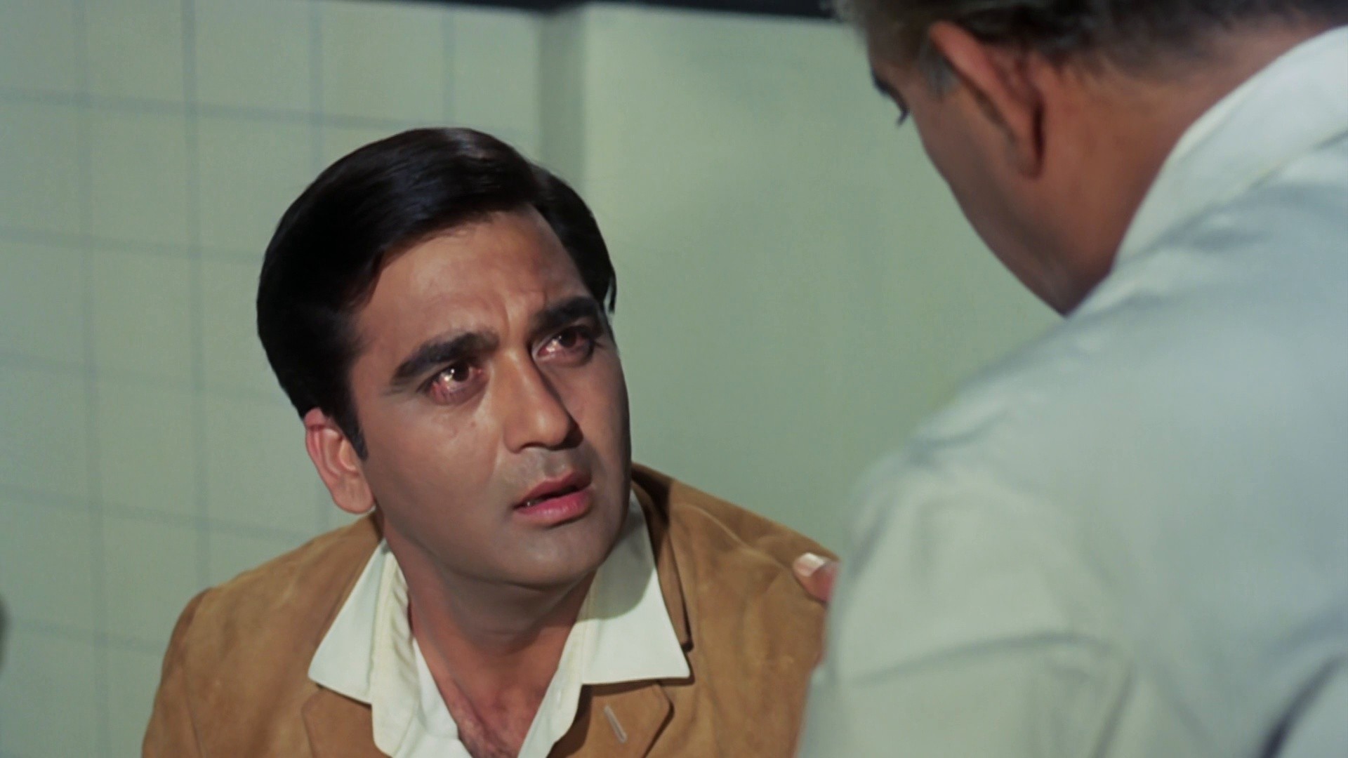Chirag (1969) —  shot,  lighting