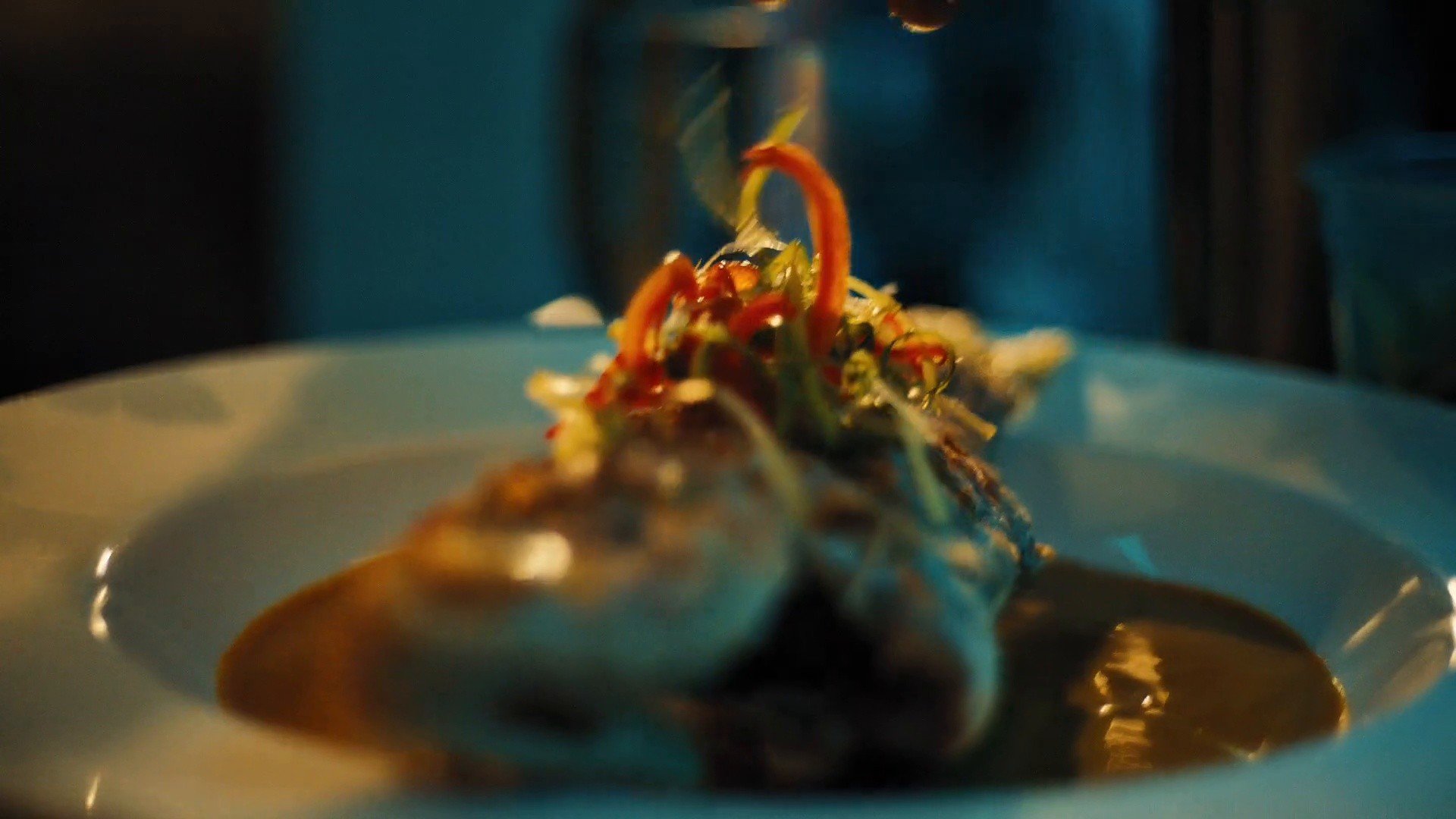 Expedia "Wisdom & Obi" (2024) —  shot,  lighting