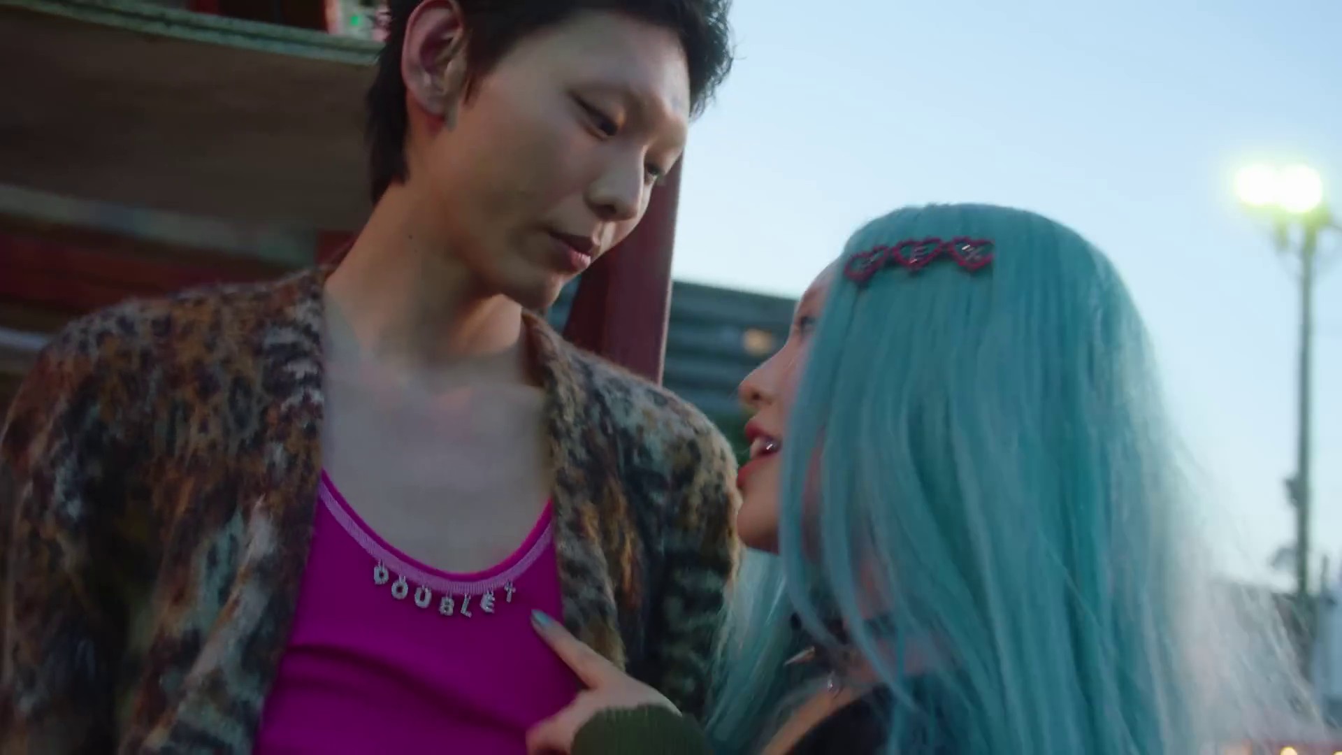 Mirror (2022) —  shot,  lighting