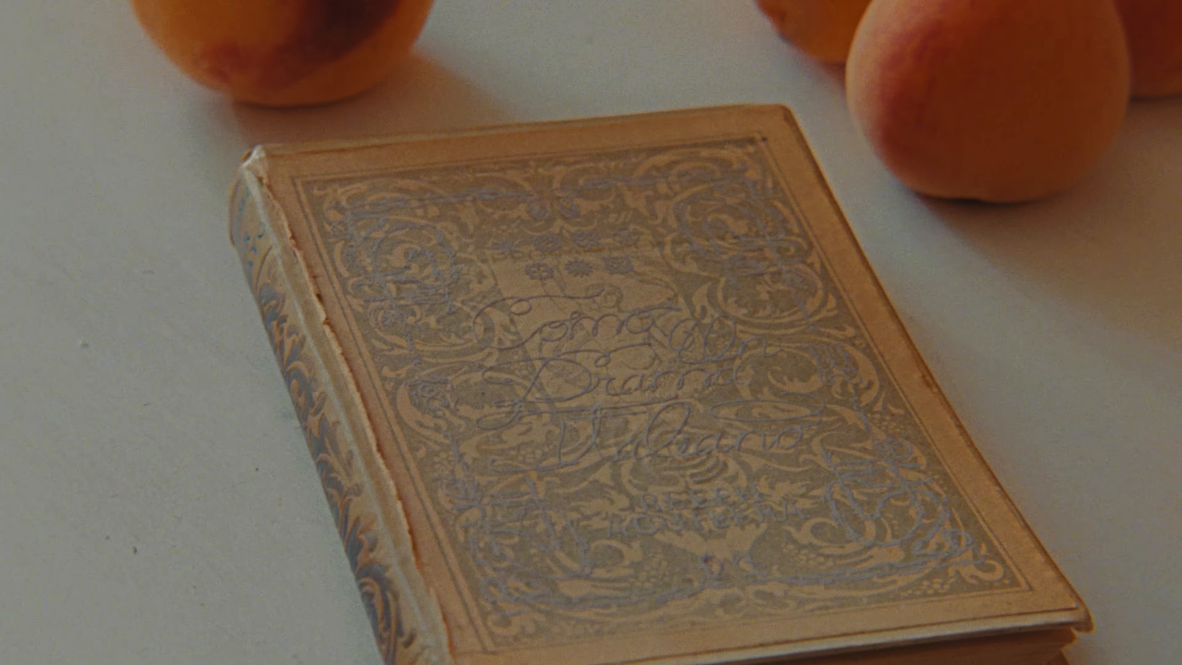 Como en un Drama Italiano (2024) —  shot,  lighting