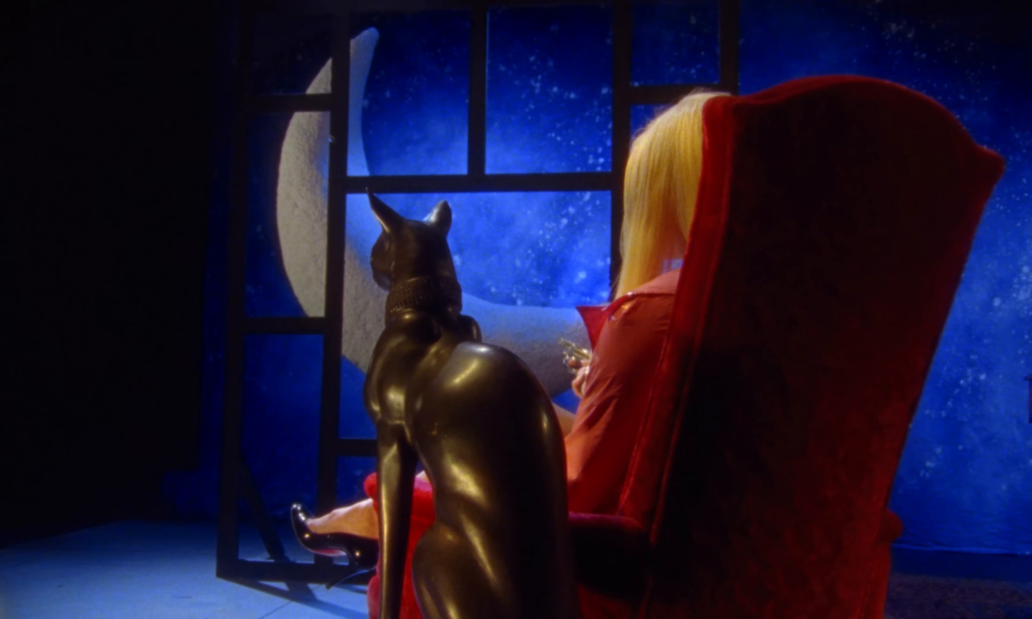 Fame is a Gun (2025) —  shot,  lighting