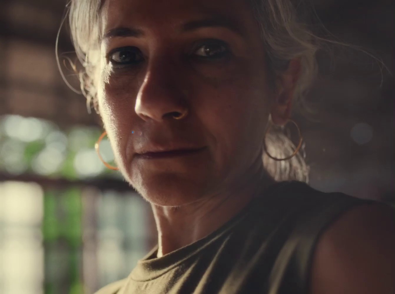 Be comfortable with uncomfortable (2024) —  shot,  lighting