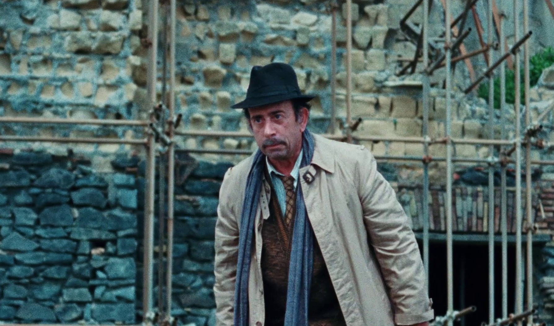 Martin Eden (2019) —  shot,  lighting