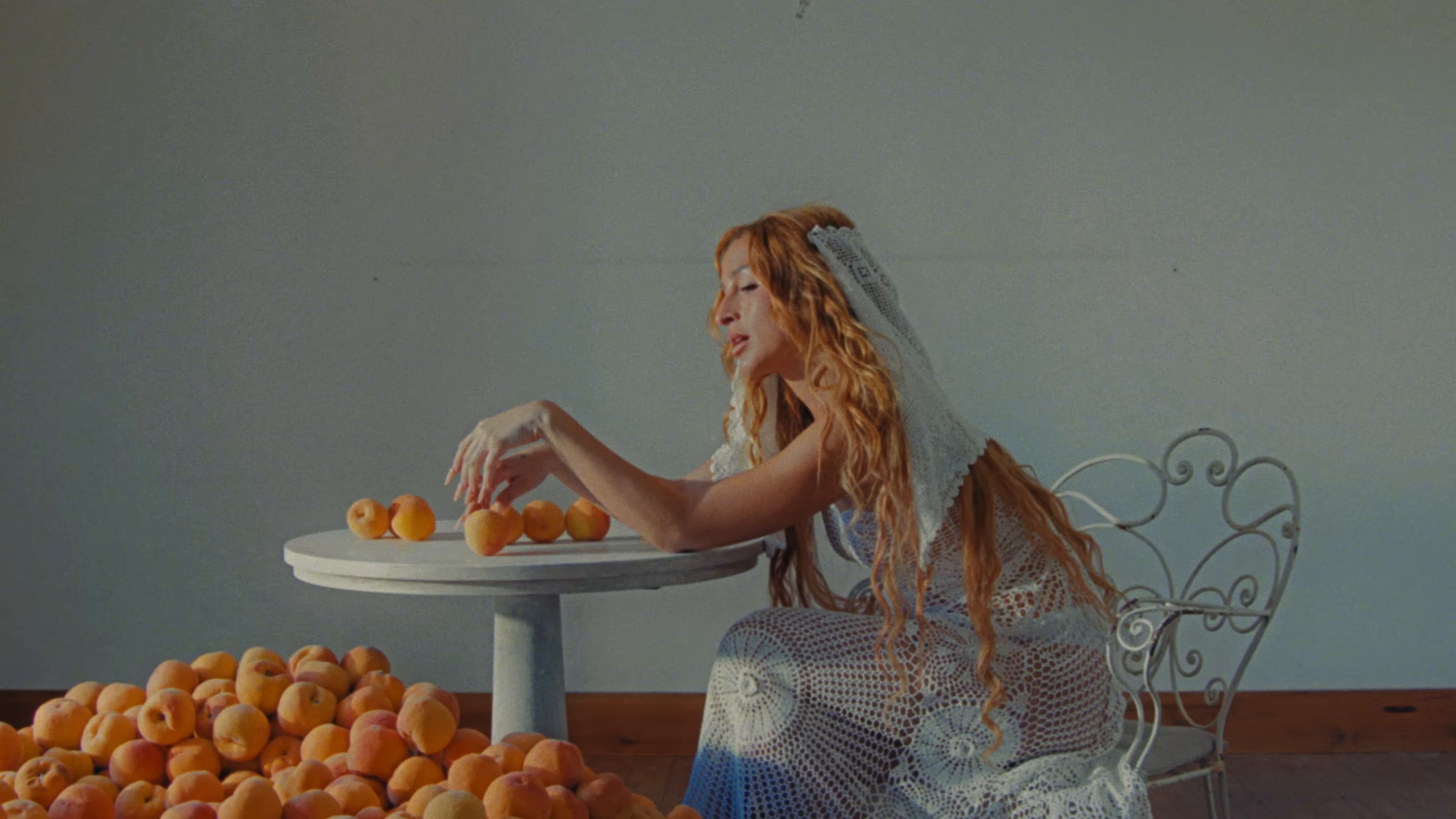 Como en un Drama Italiano (2024) —  shot,  lighting