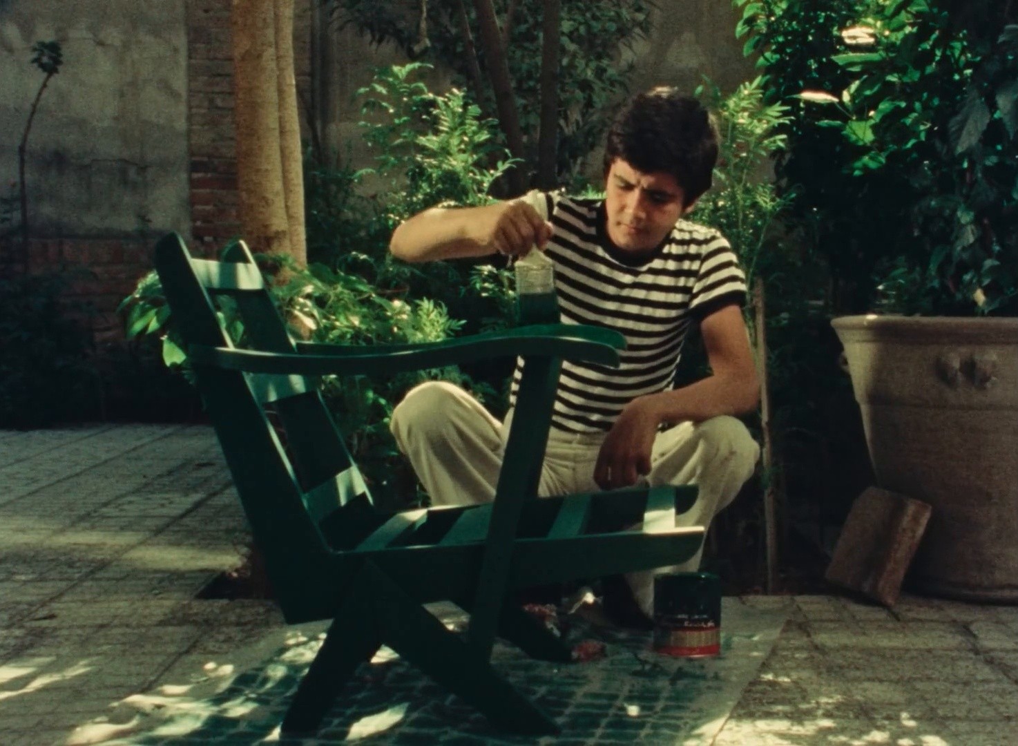 How to Make Use of Leisure Time (1977) —  shot,  lighting