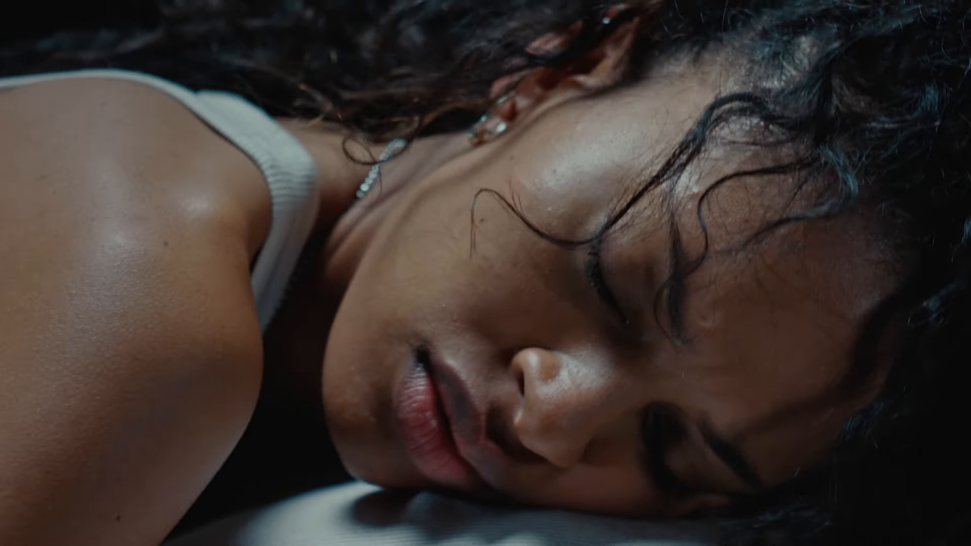 Sunday (2025) —  shot,  lighting