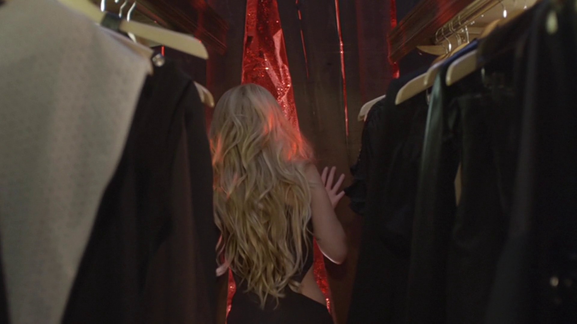 She Wolf  (2009) —  shot,  lighting