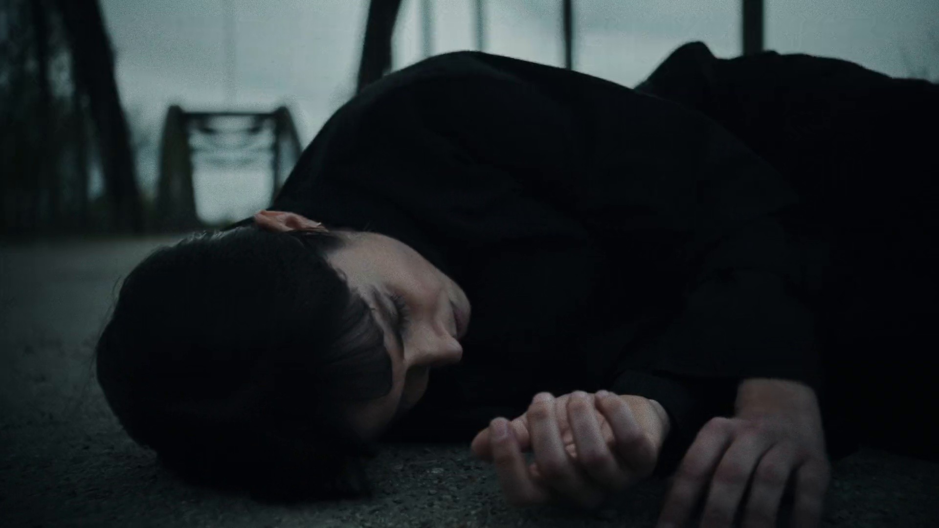 CUPRA LEON. RED THREAD (2024) —  shot,  lighting