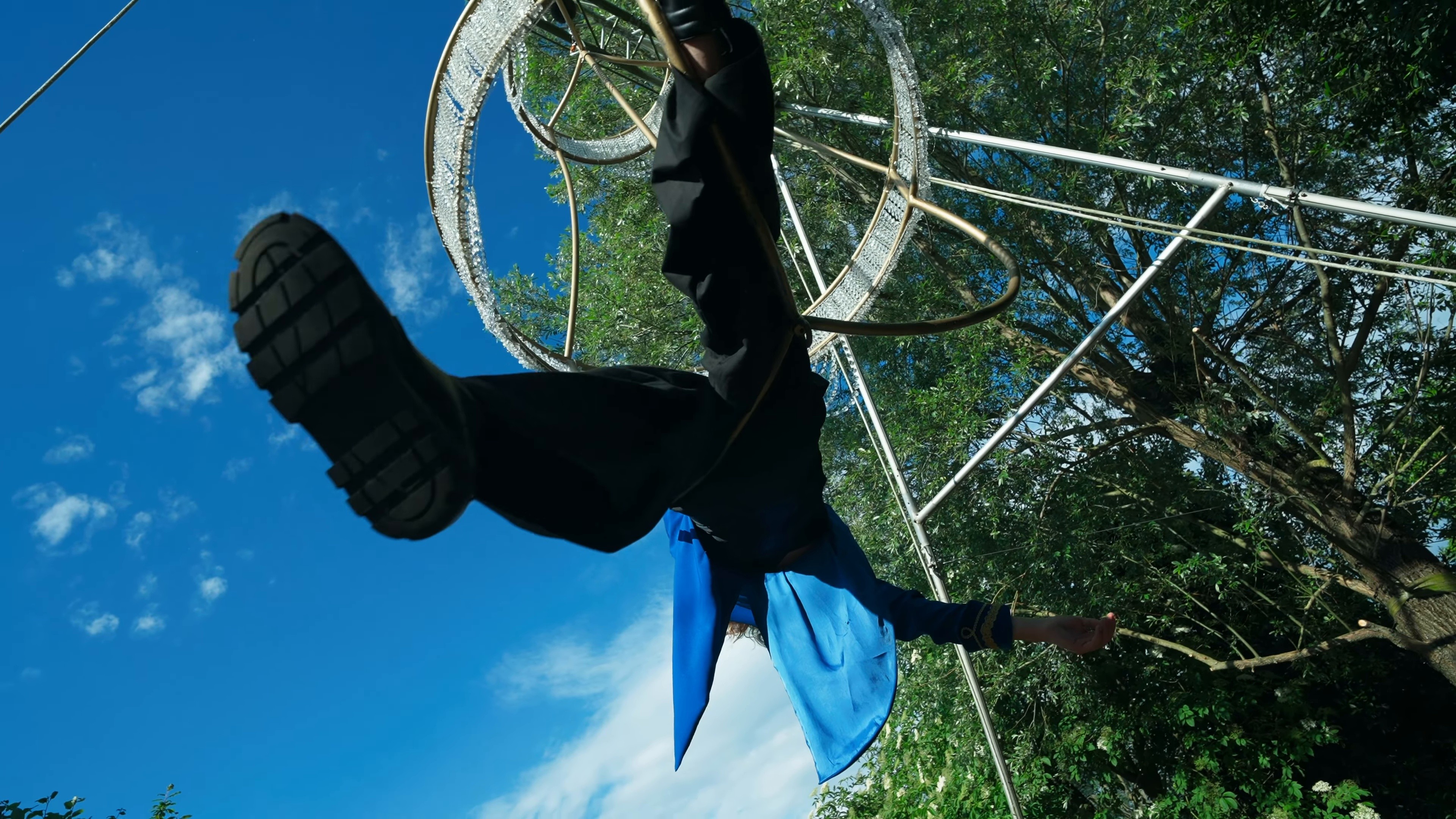 portami a ballare in primavera (2025) —  shot,  lighting