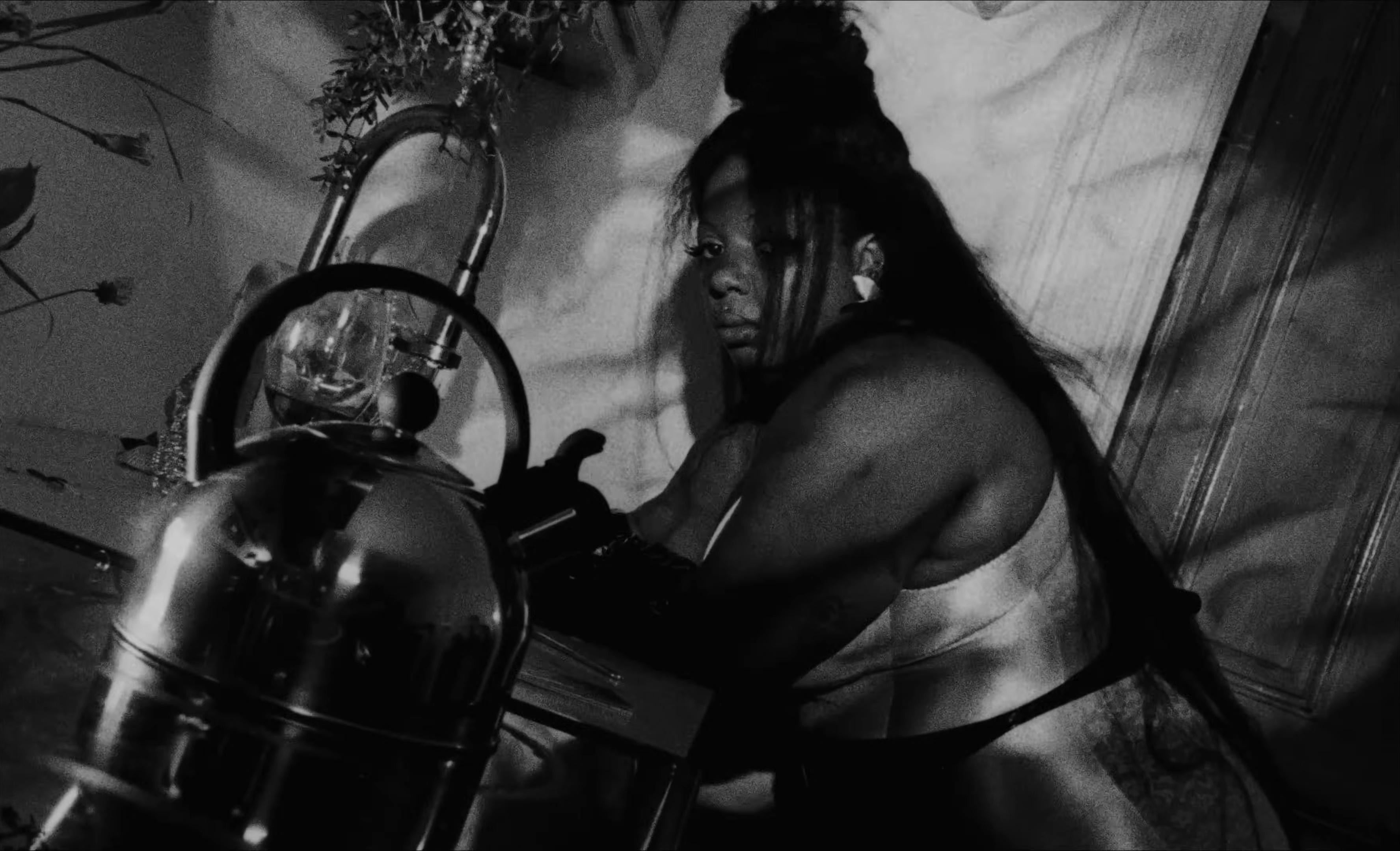 stupid prizes (2025) —  shot,  lighting