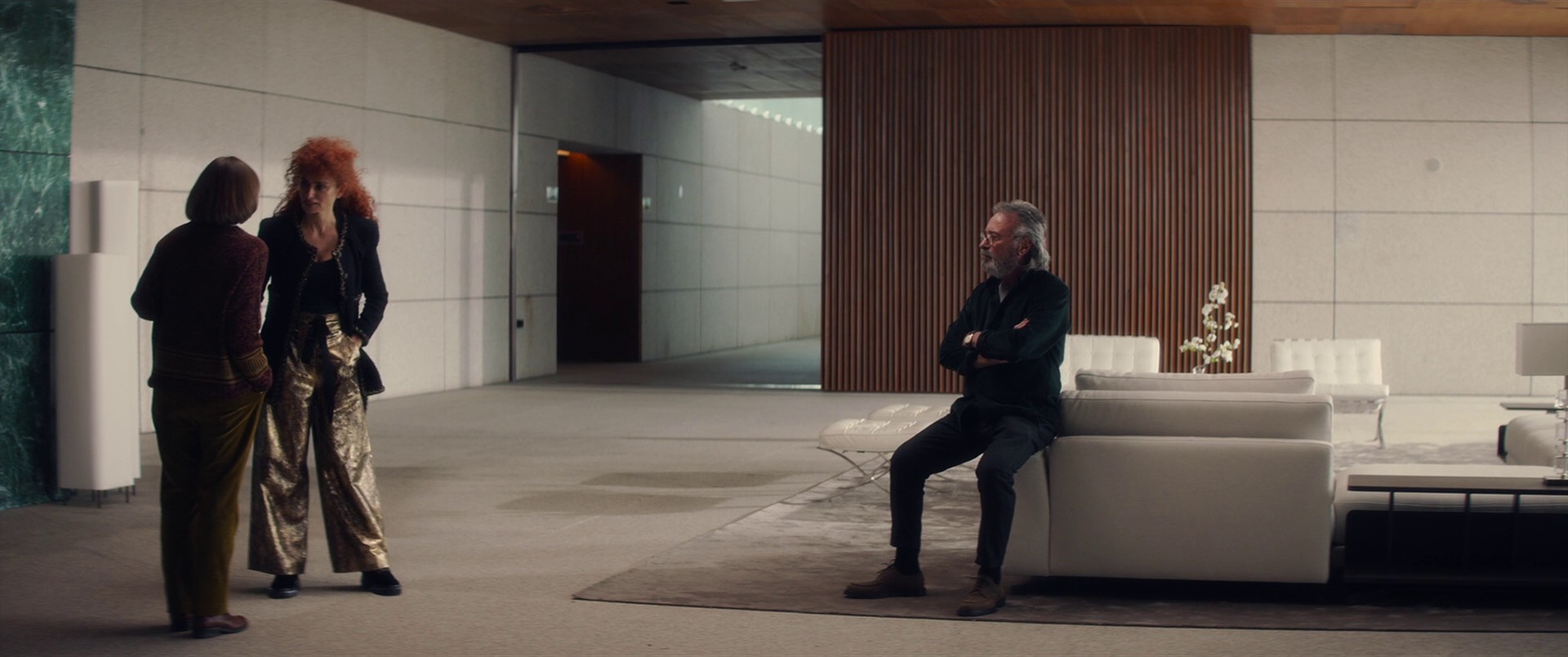 Official Competition (2022) —  shot,  lighting