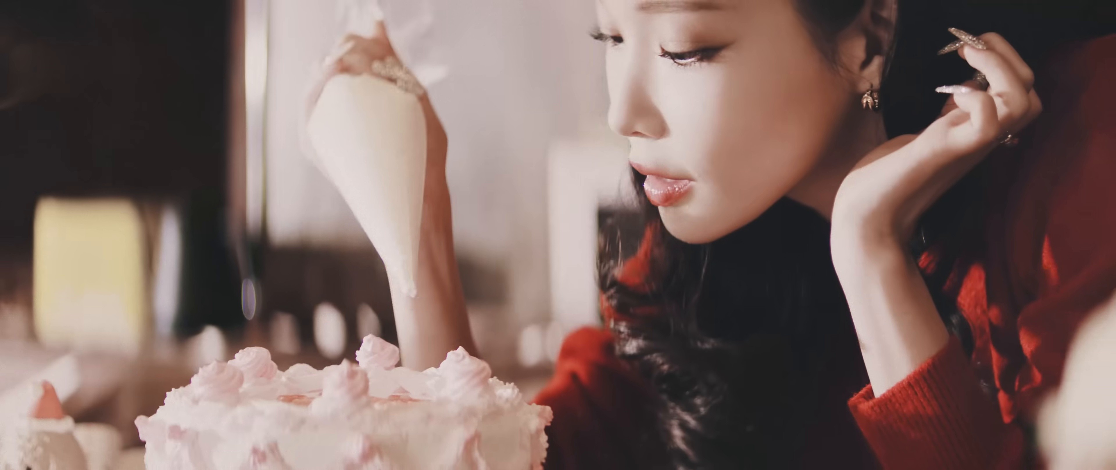 Sleigh (2024) —  shot,  lighting