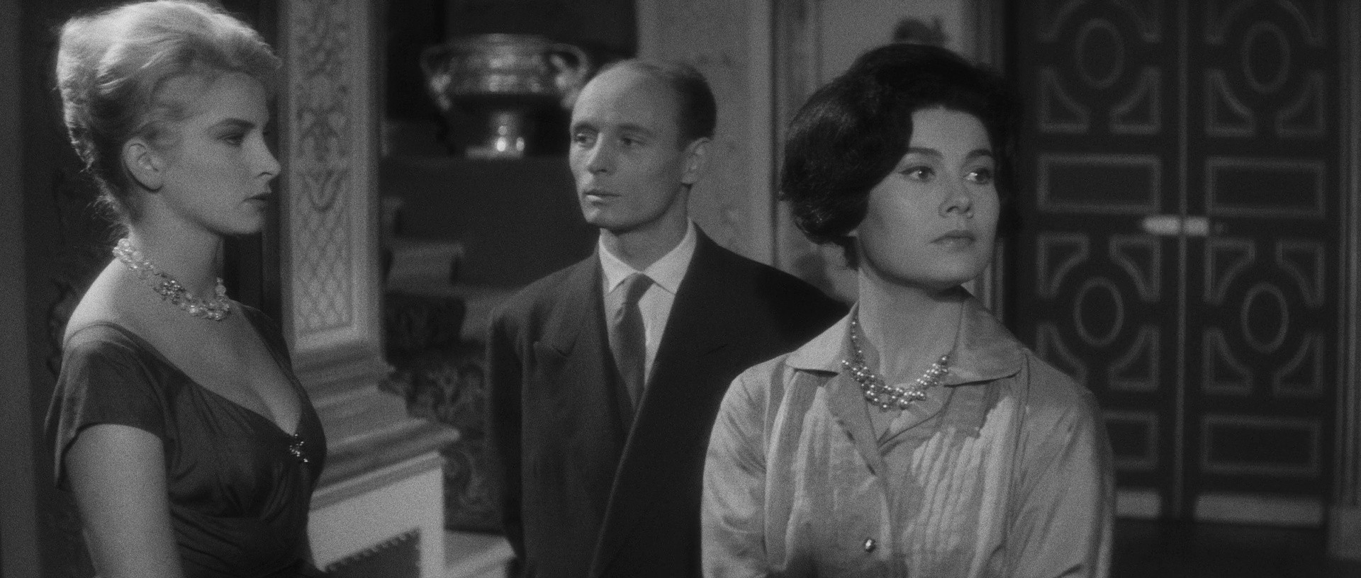 Last Year at Marienbad (1962) —  shot,  lighting