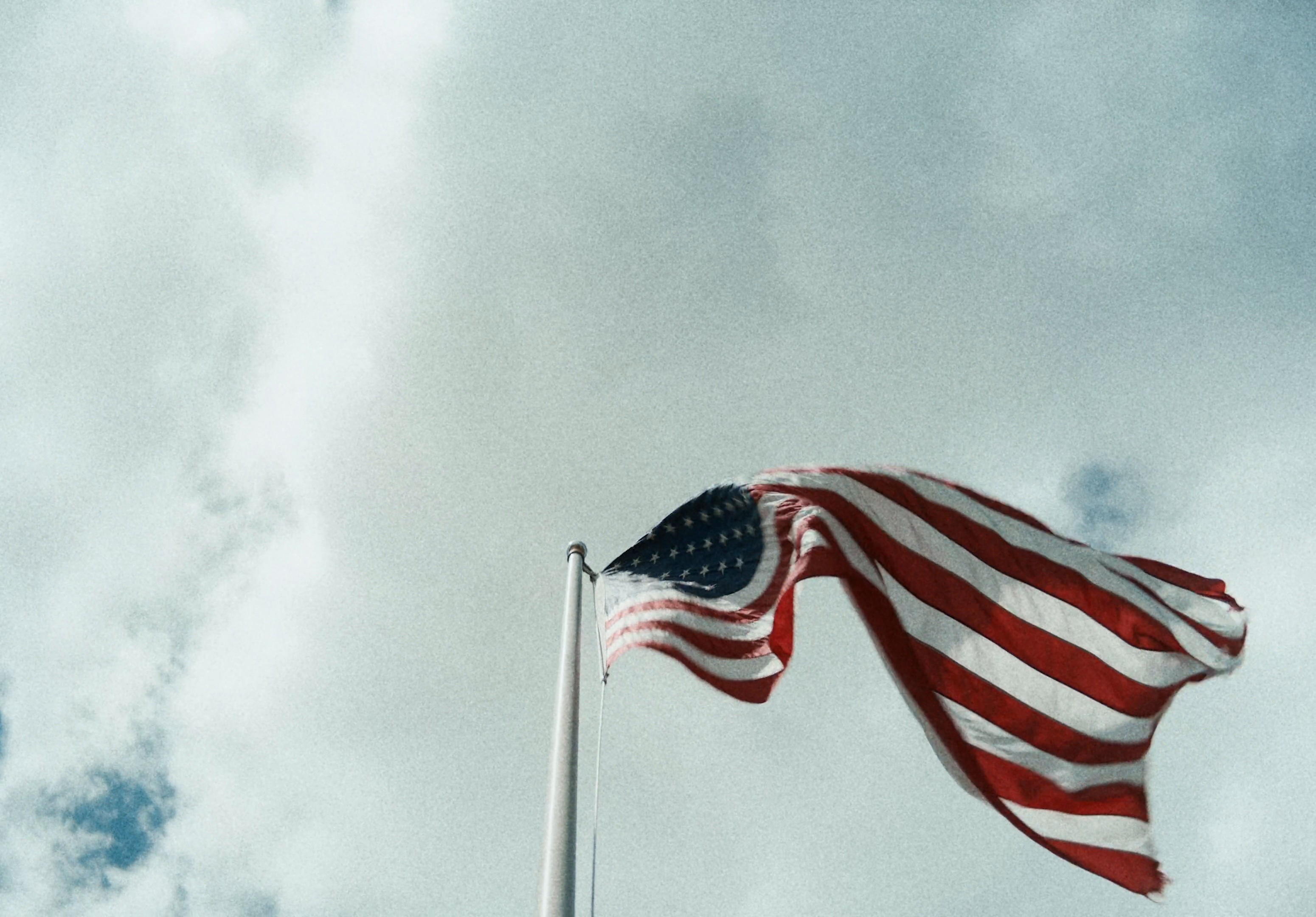 MOVEMENT 'mvmt' (2025) —  shot,  lighting