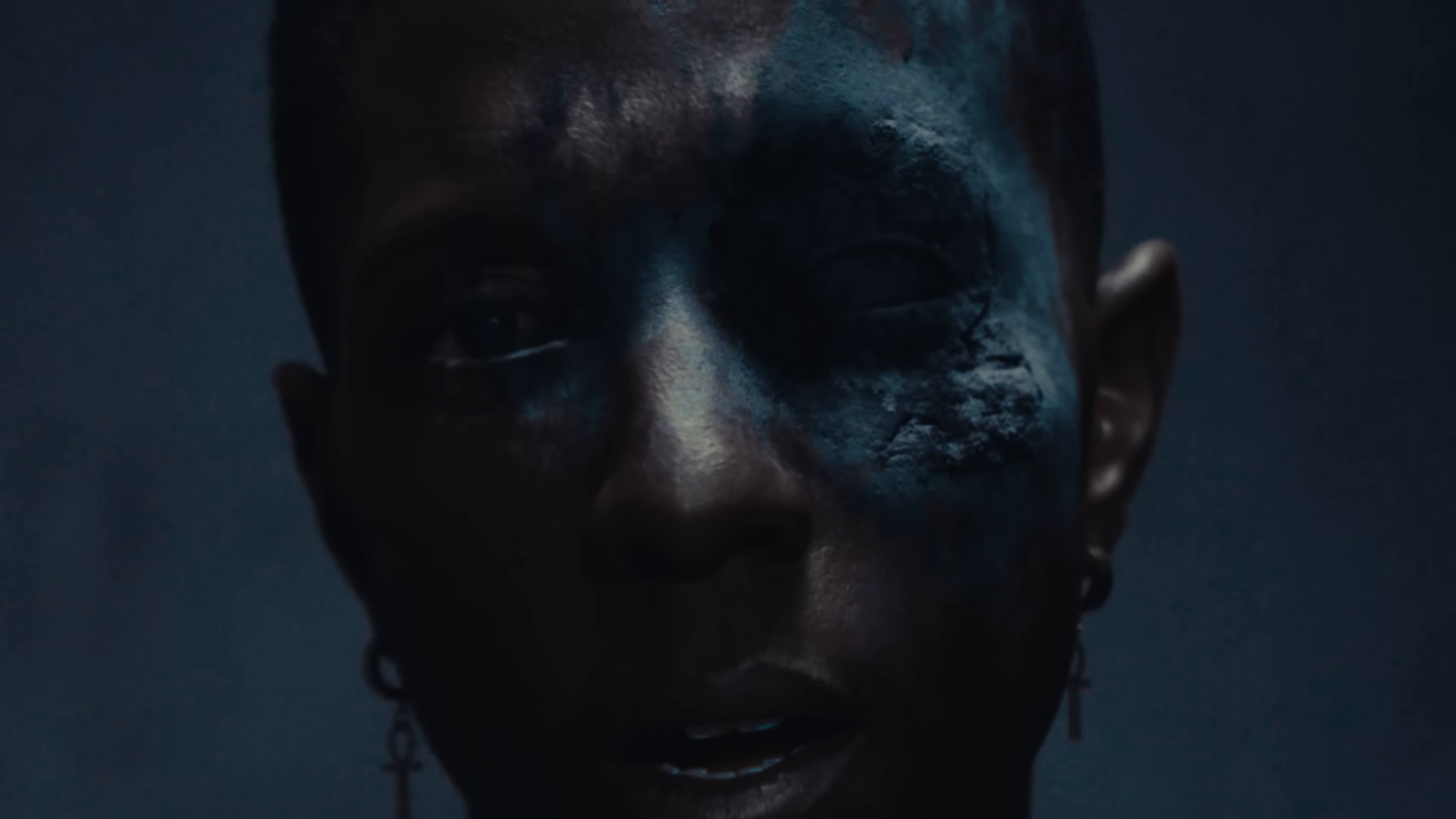 CARTIER SANTOS (2025) —  shot,  lighting