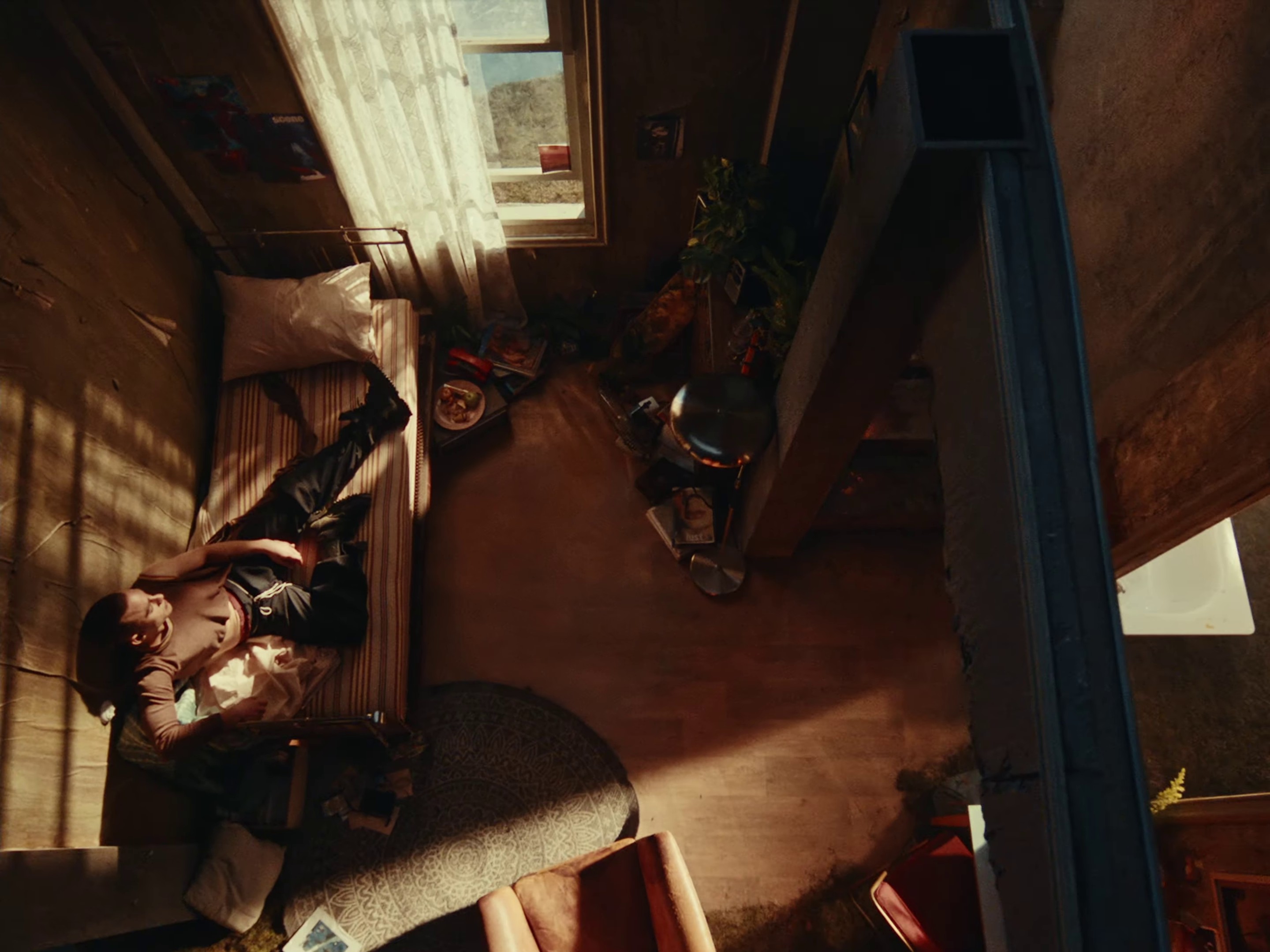 Dizzy (2024) —  shot,  lighting