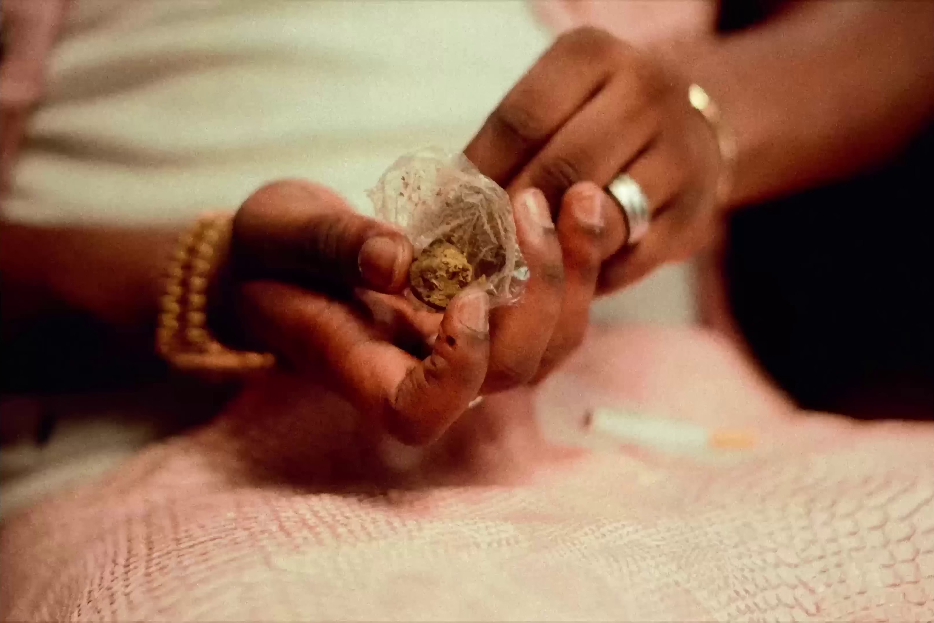 Dans le noir (2023) —  shot,  lighting