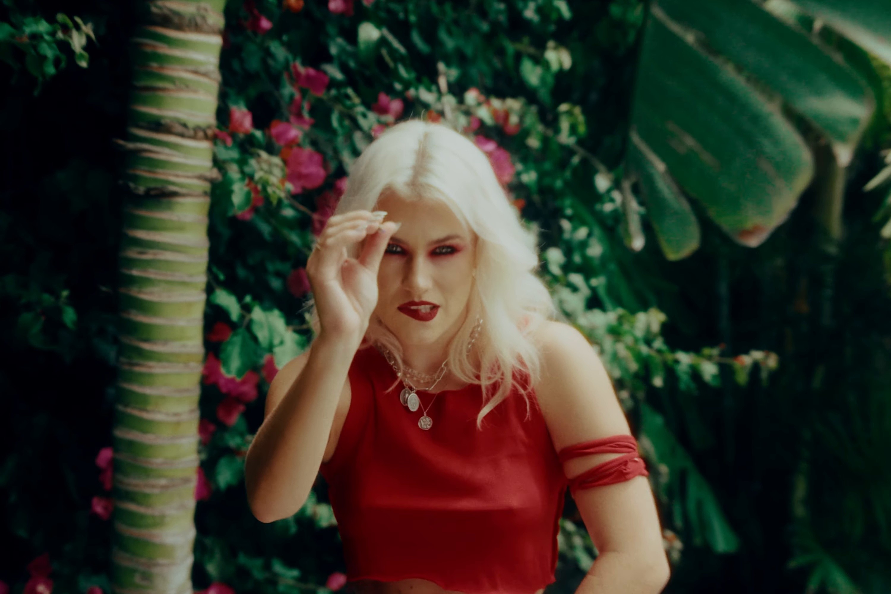 That's Life, Baby! (2025) —  shot,  lighting