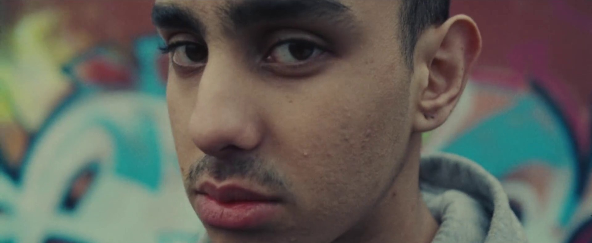 BeFoUr (2016) —  shot,  lighting