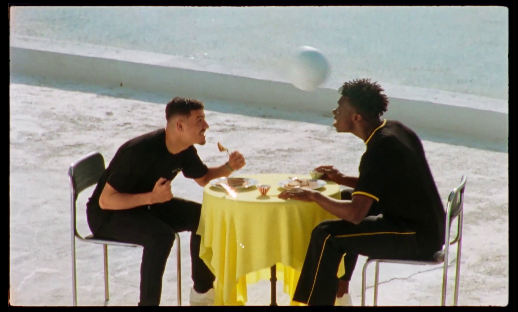 SERGIO ARAUJO X STEFANIA VAIDANI (2024) —  shot,  lighting