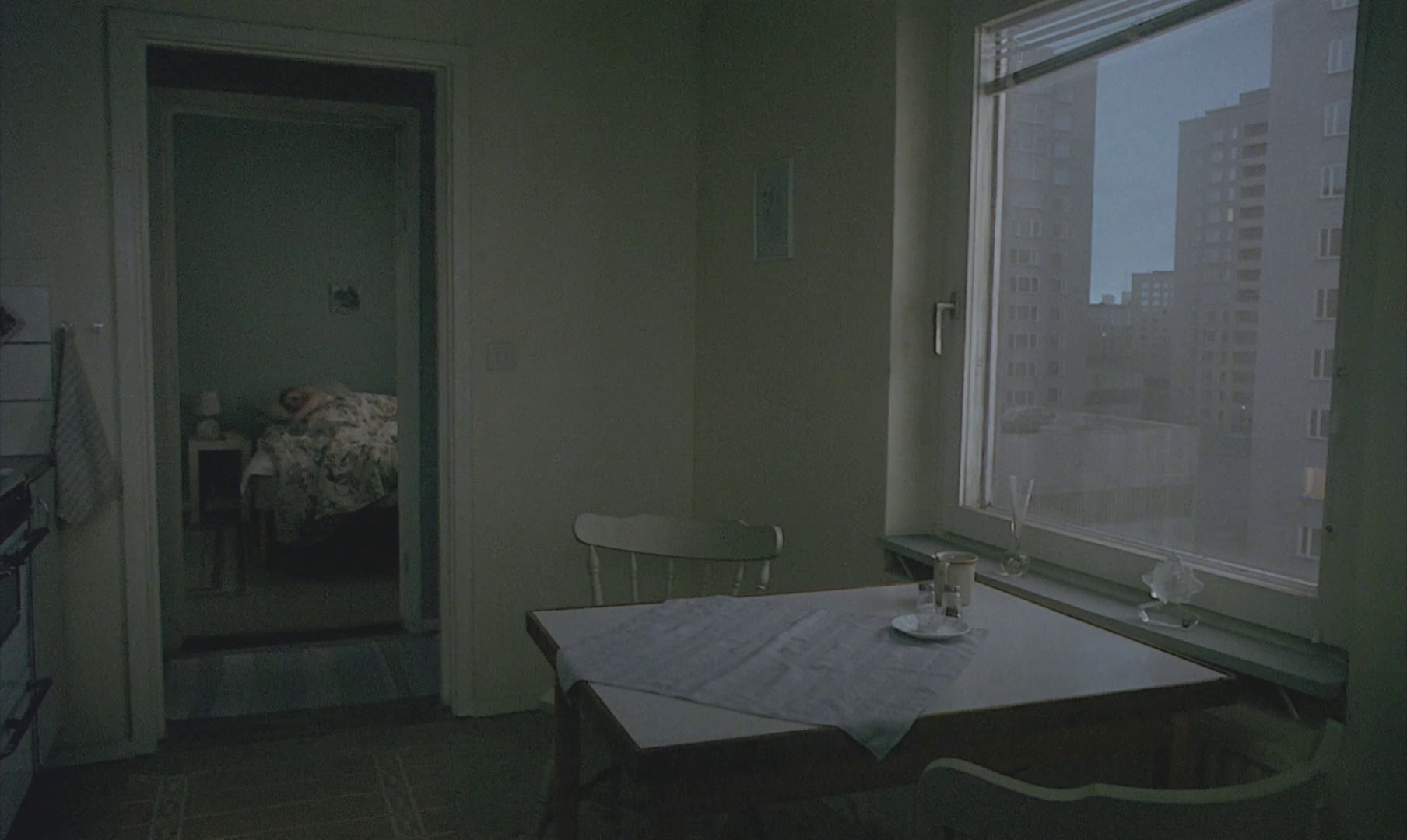 Songs from the Second Floor (2000) —  shot,  lighting