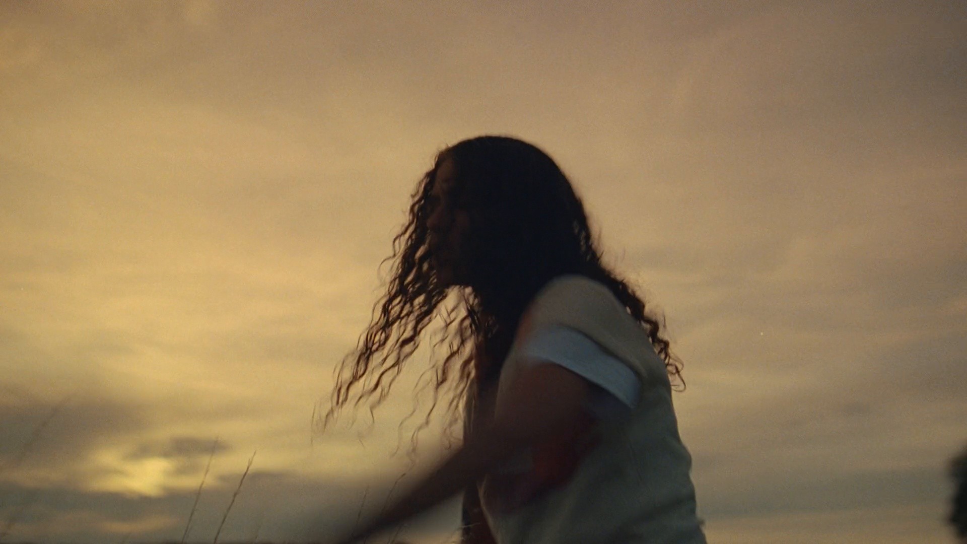 070 Shake | Natural Habitat (dir. Machine Operated) (2023) —  shot,  lighting