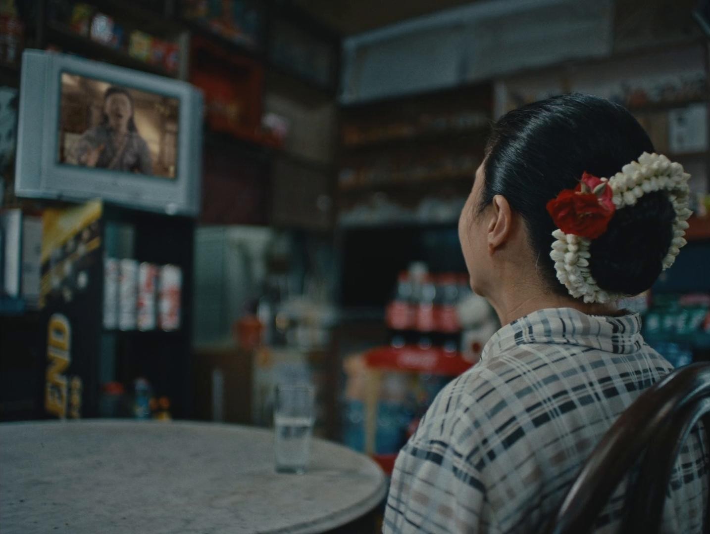 Wok Tok (2024) —  shot,  lighting