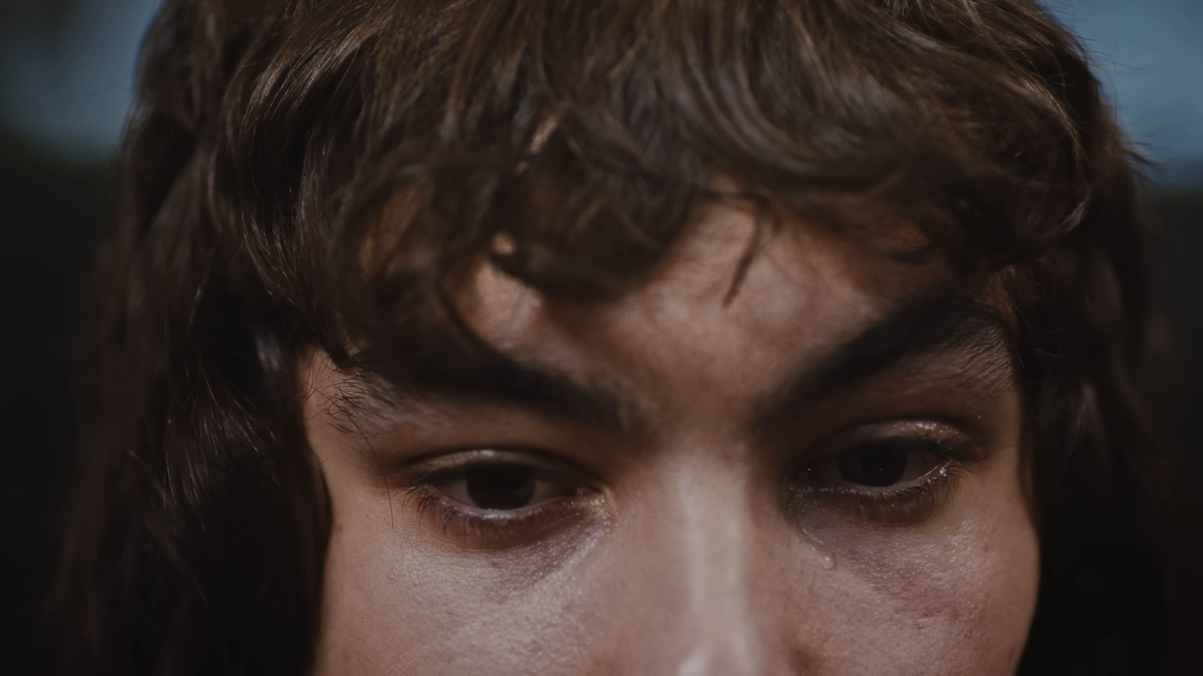 Podría Ser Peor (2026) —  shot,  lighting