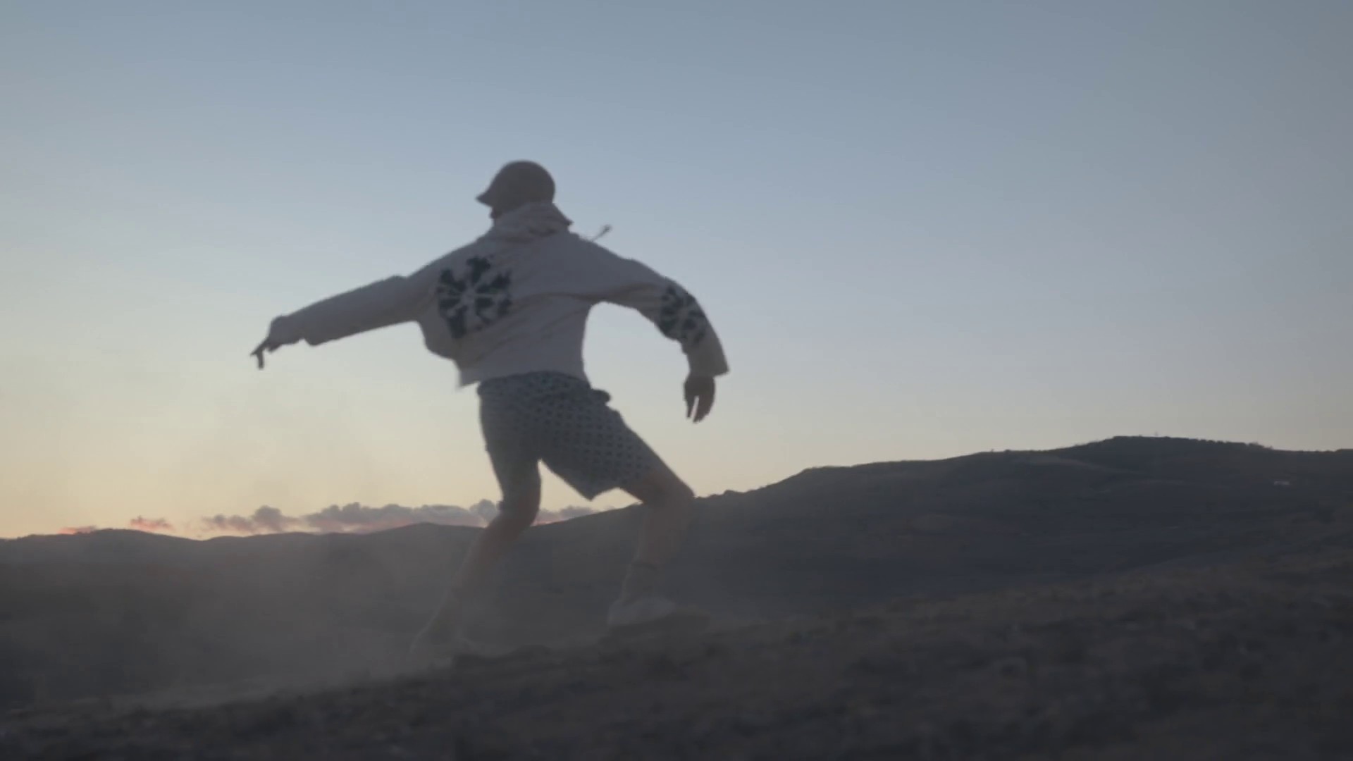 Sandro (2024) —  shot,  lighting