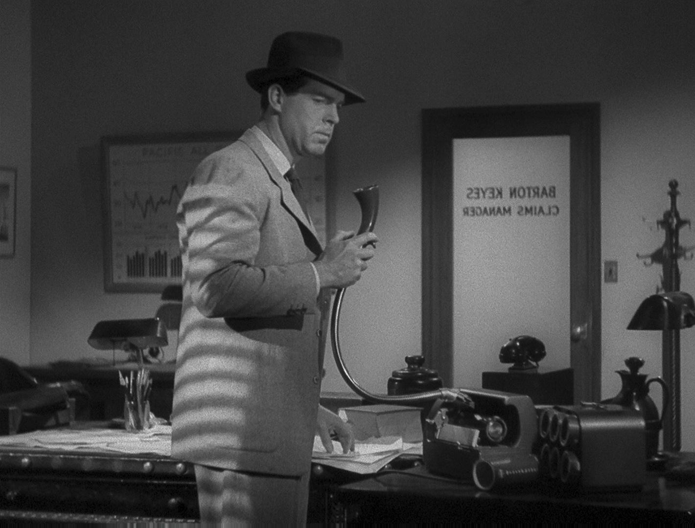 Double Indemnity (1944) —  shot,  lighting