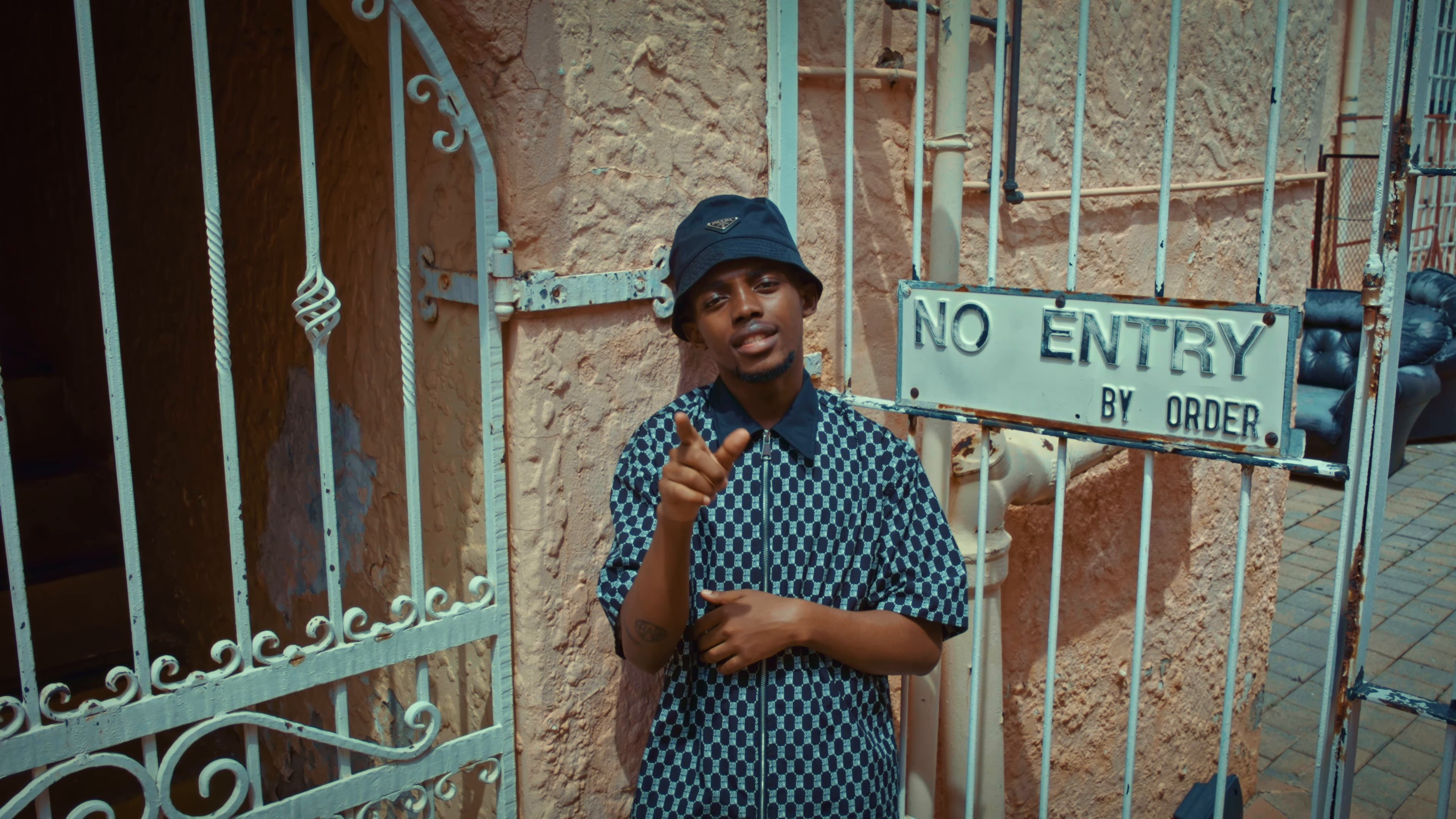 IT AIN'T SO (2025) —  shot,  lighting