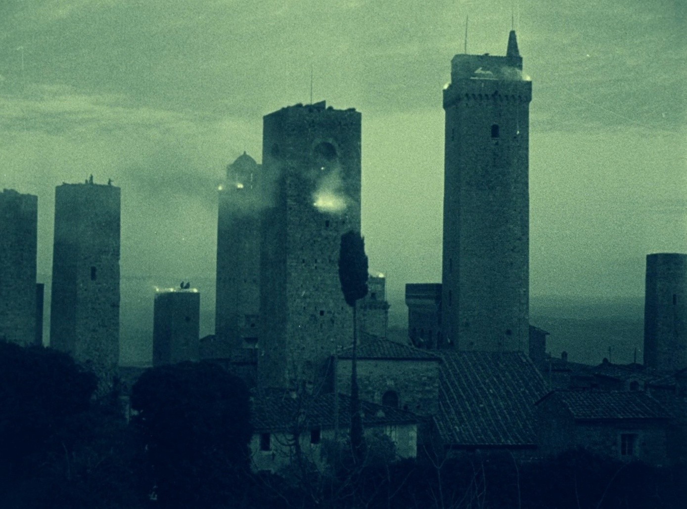 The Late Mathias Pascal (1926) —  shot,  lighting