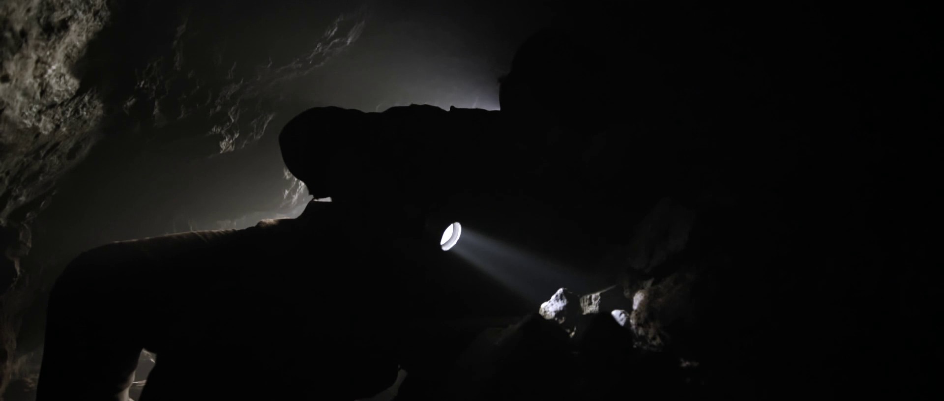 Cold of Kalandar (2016) —  shot,  lighting