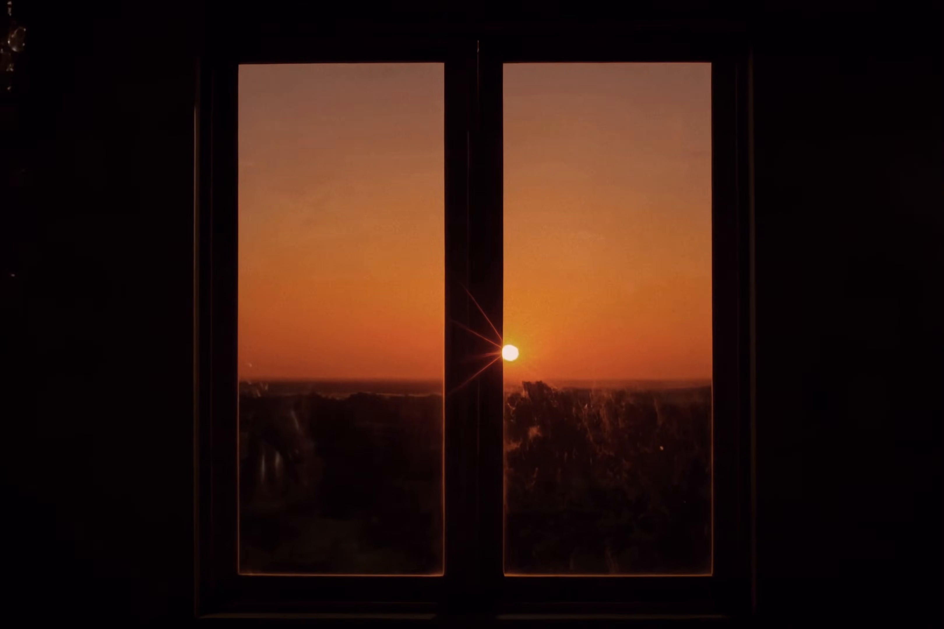 SUPA DUPA LUV (2025) —  shot,  lighting