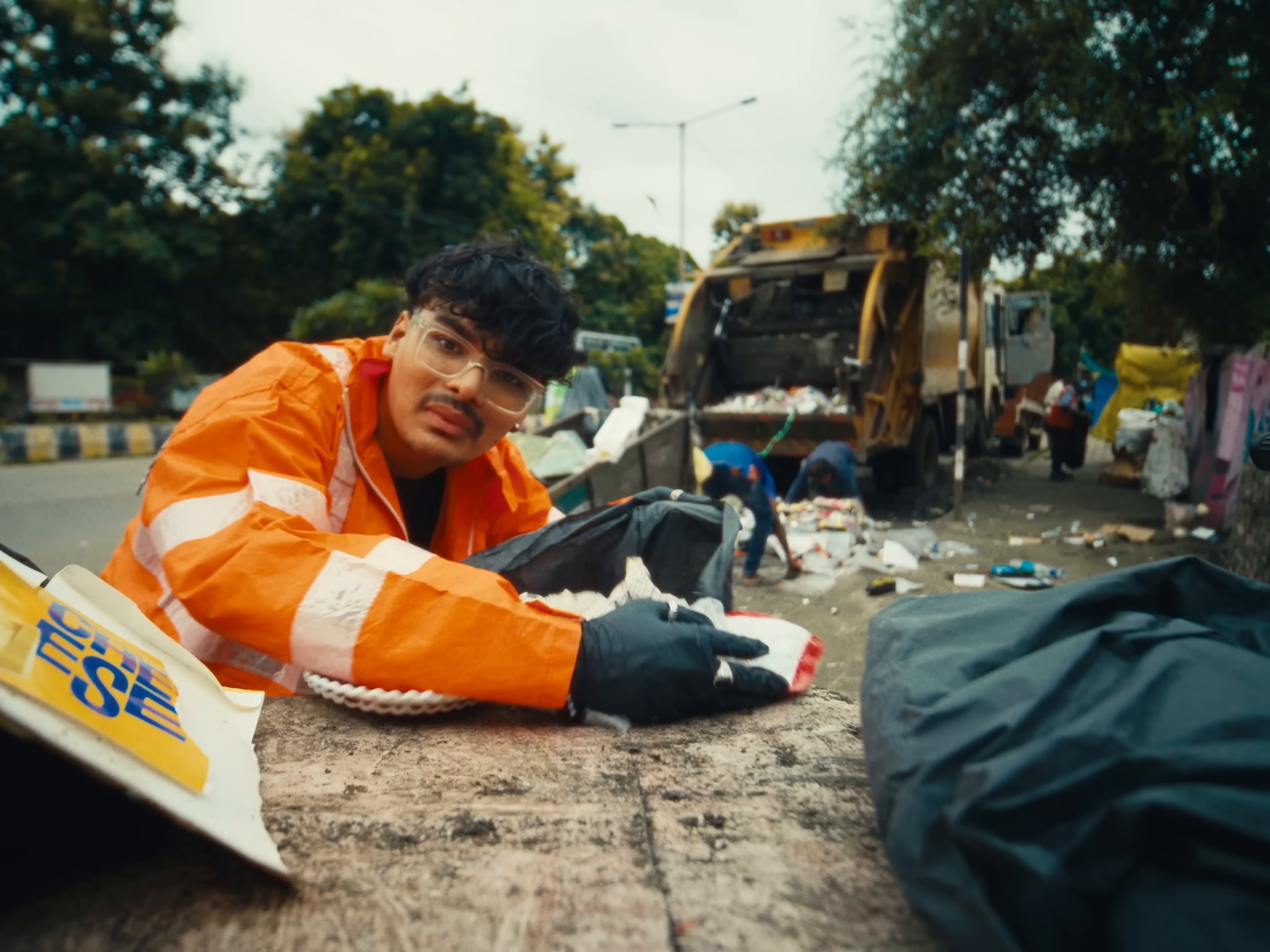 Ankurit Moong (2025) —  shot,  lighting