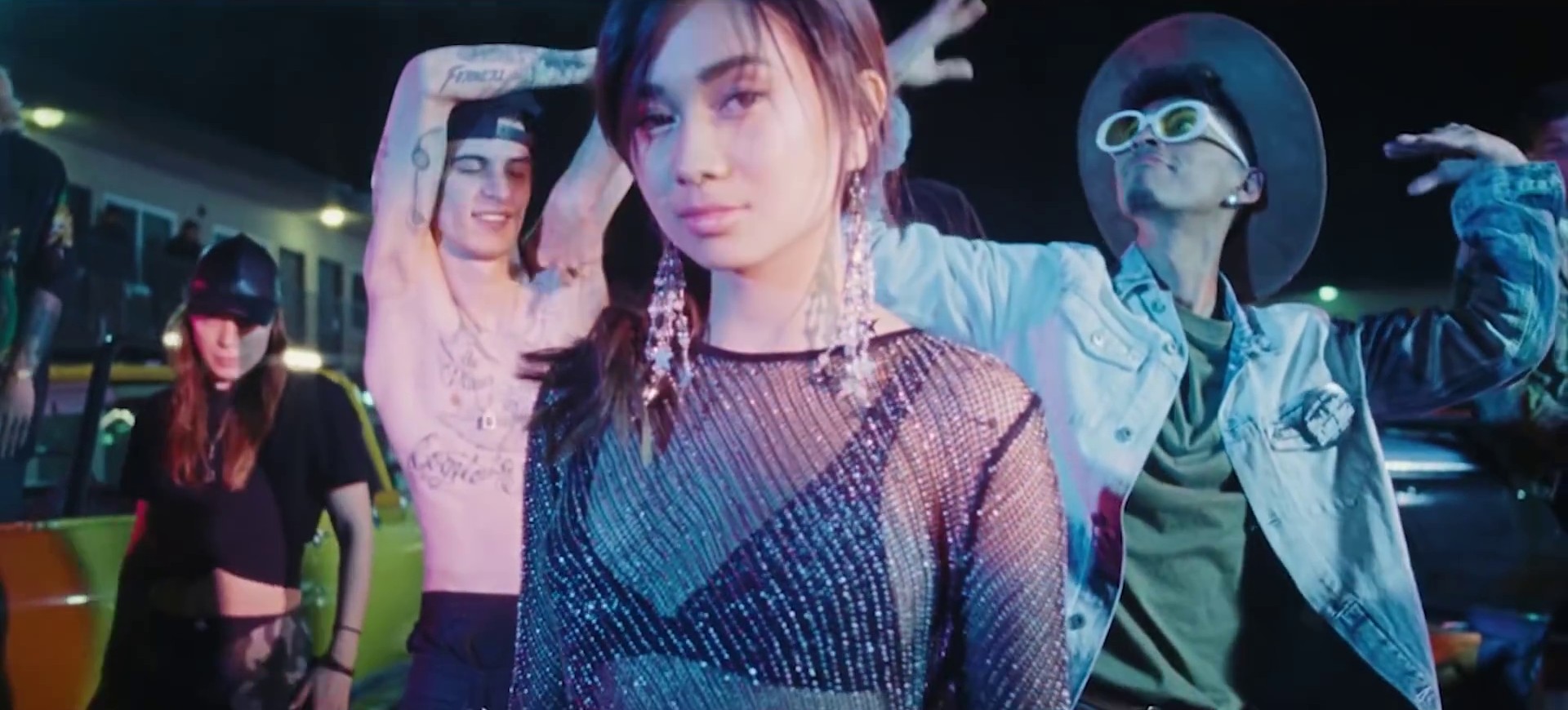 Vintage  (2018) —  shot,  lighting