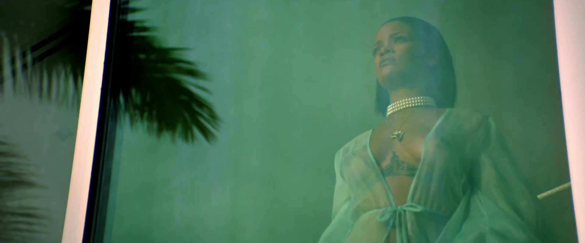 Needed Me (2016) —  shot,  lighting