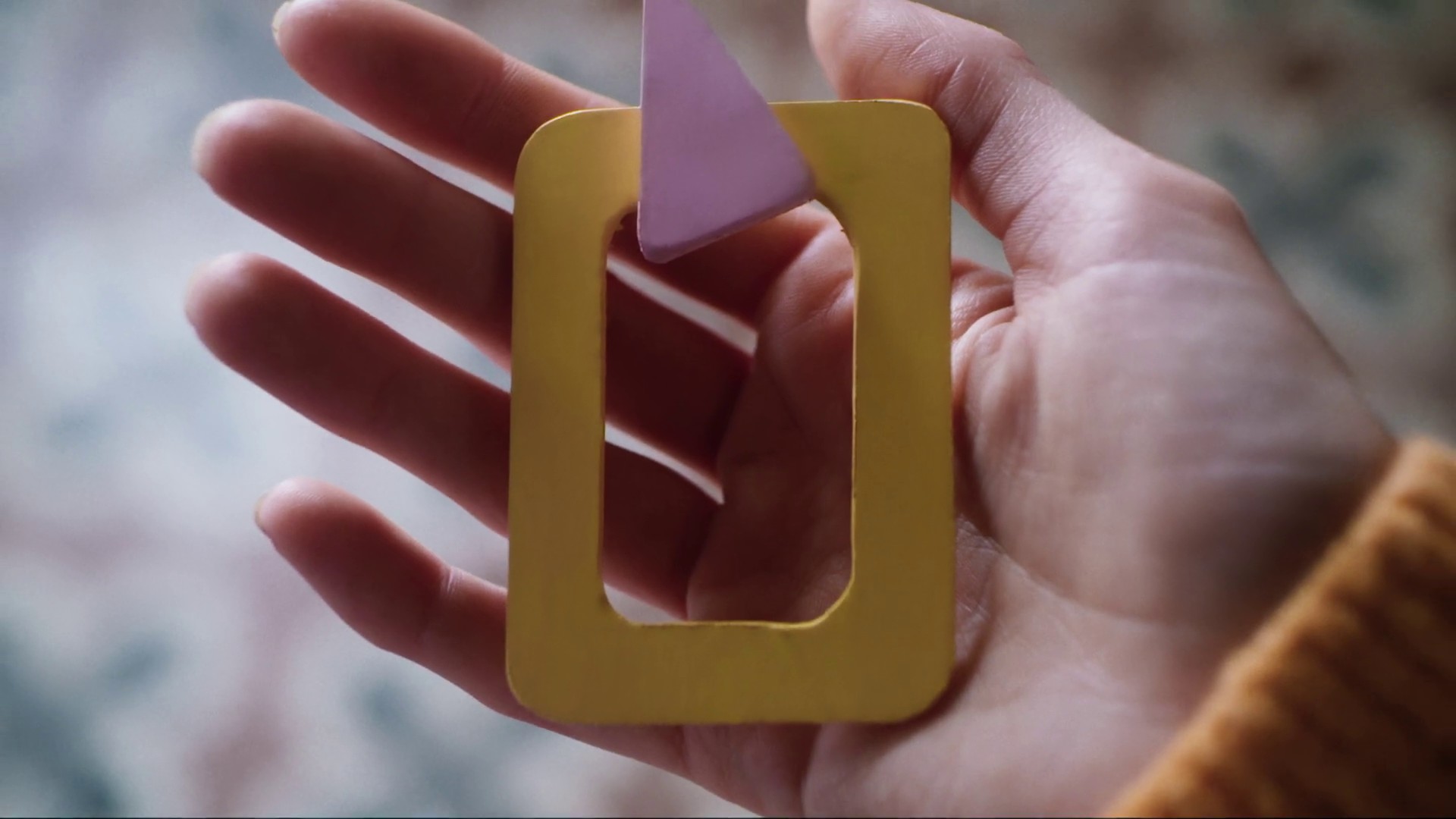 COMPLICACIÓ (2020) —  shot,  lighting