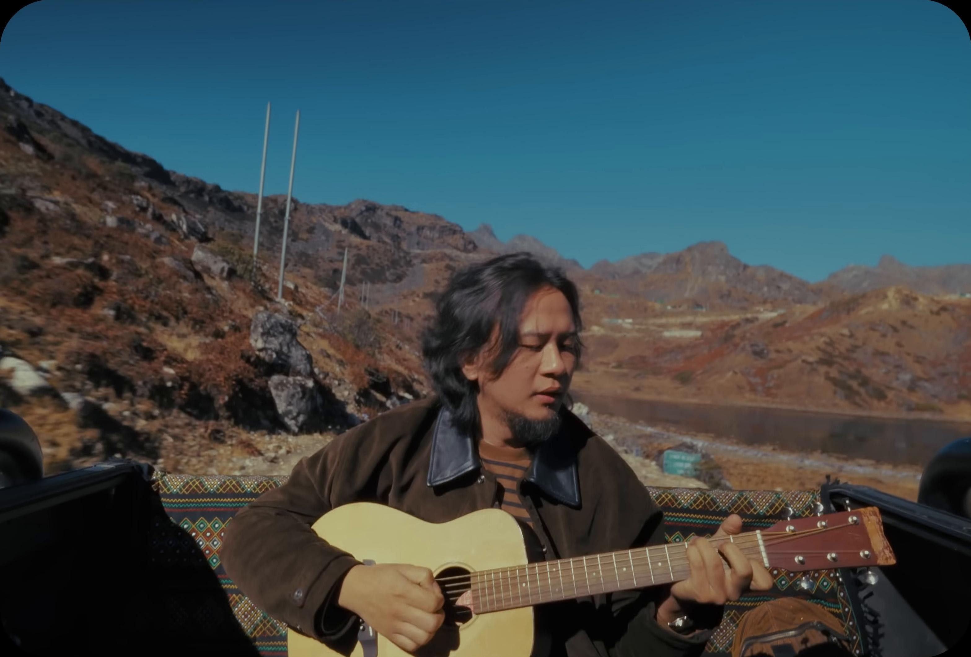 Khud Ko Miloon (2025) —  shot,  lighting