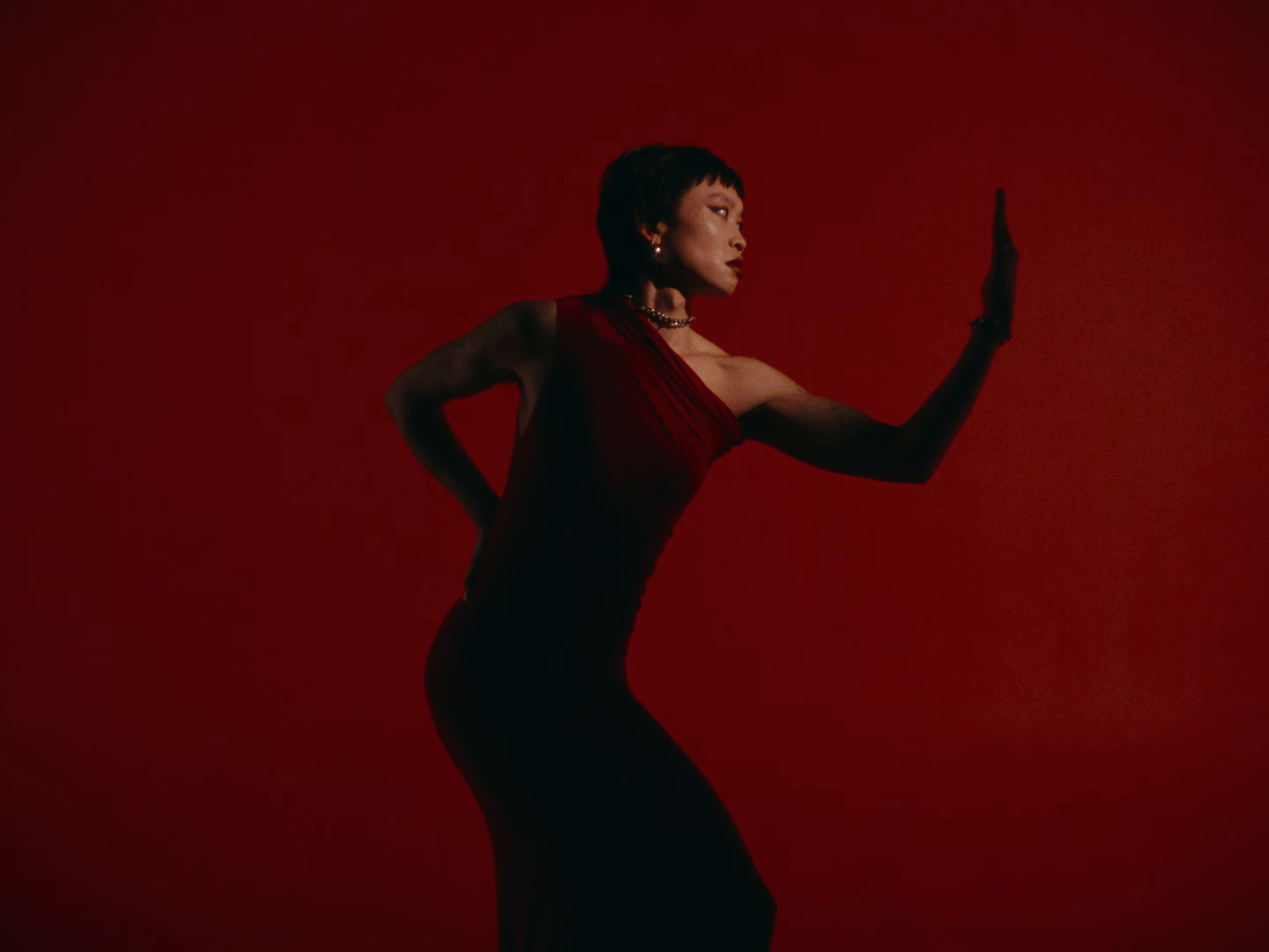 no good (2025) —  shot,  lighting