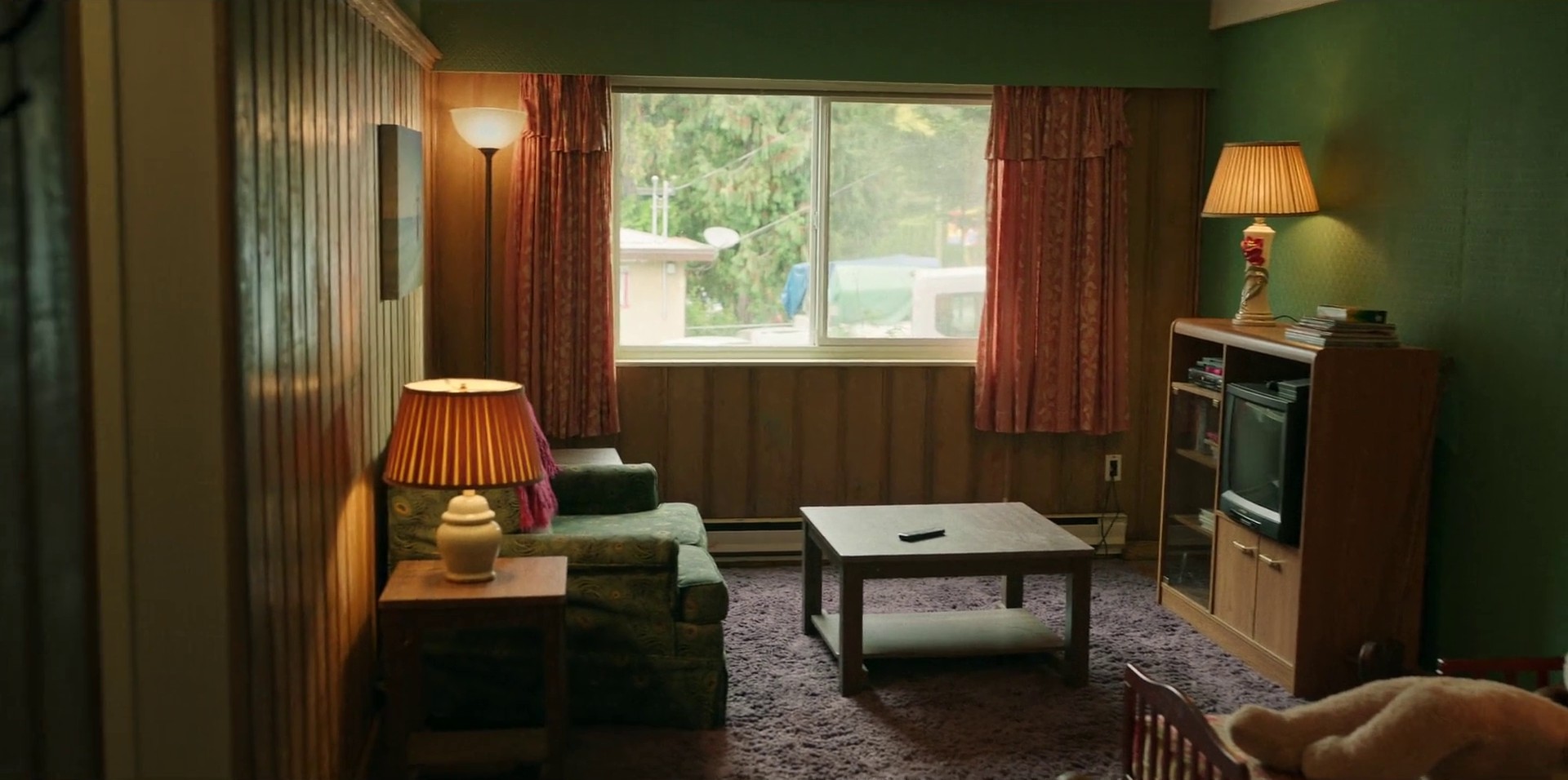 Ponies (2021) —  shot,  lighting