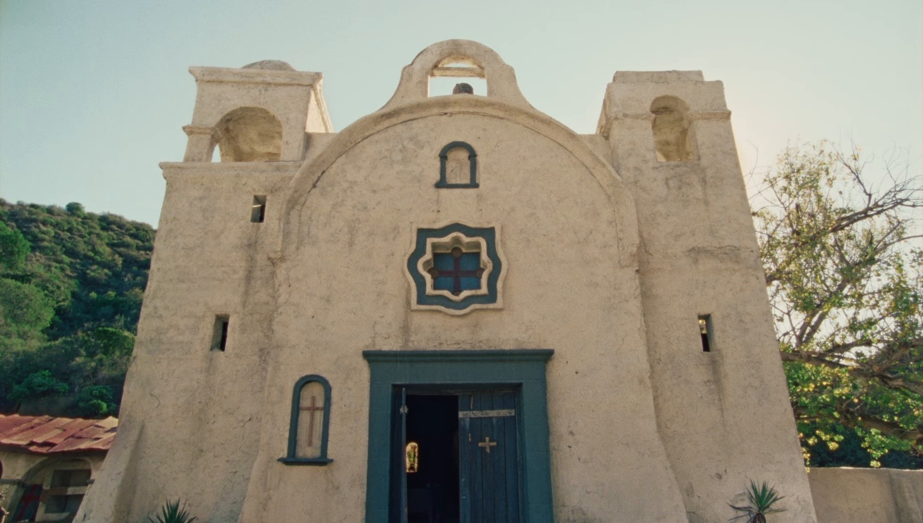 Bullet (2026) —  shot,  lighting