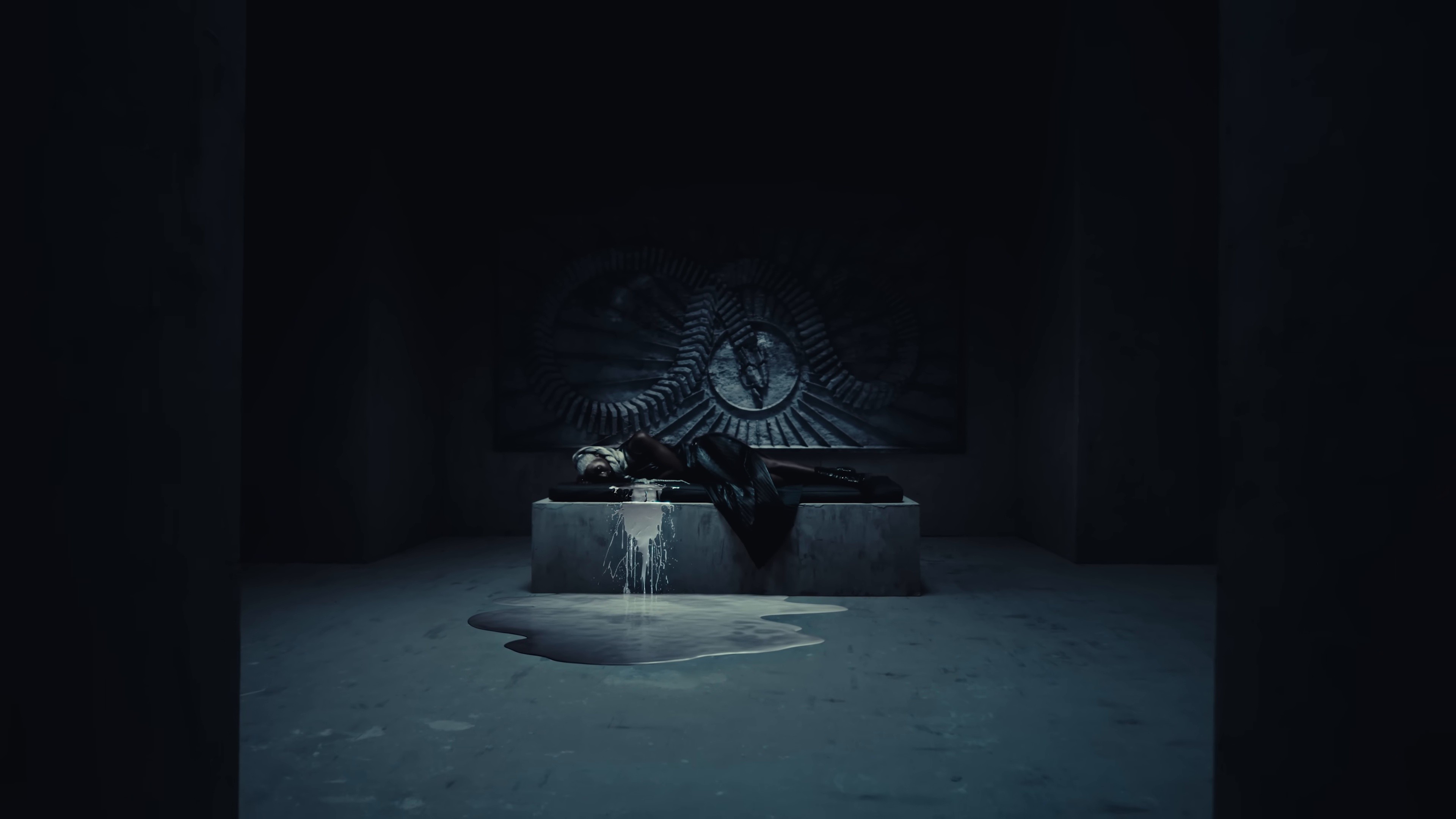 CARTIER SANTOS (2025) —  shot,  lighting