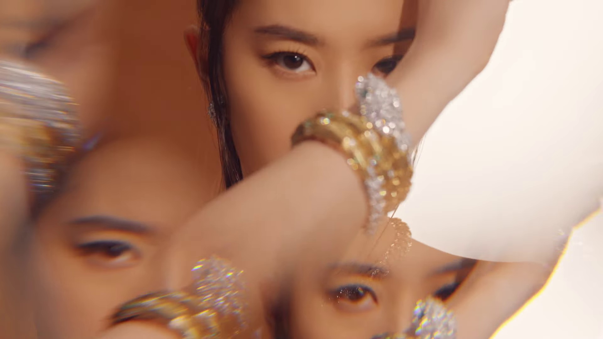 Eternal Elegance: Yifei Liu x Serpenti | Bulgari Jewelry (2023) —  shot,  lighting