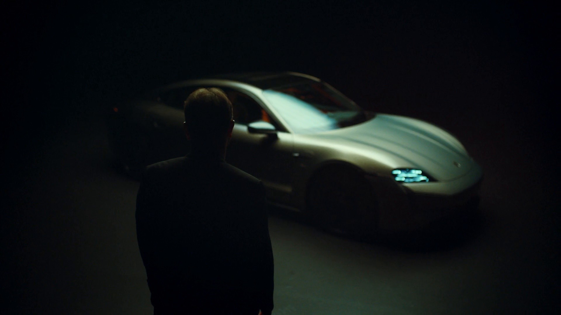 PORSCHE CELESTIAL JADE DC (2024) —  shot,  lighting