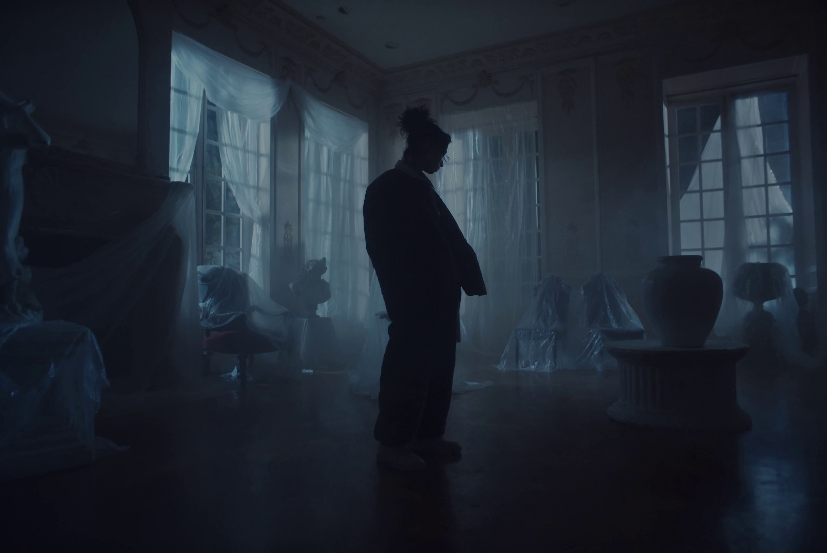 SOMEBODY (2021) —  shot,  lighting