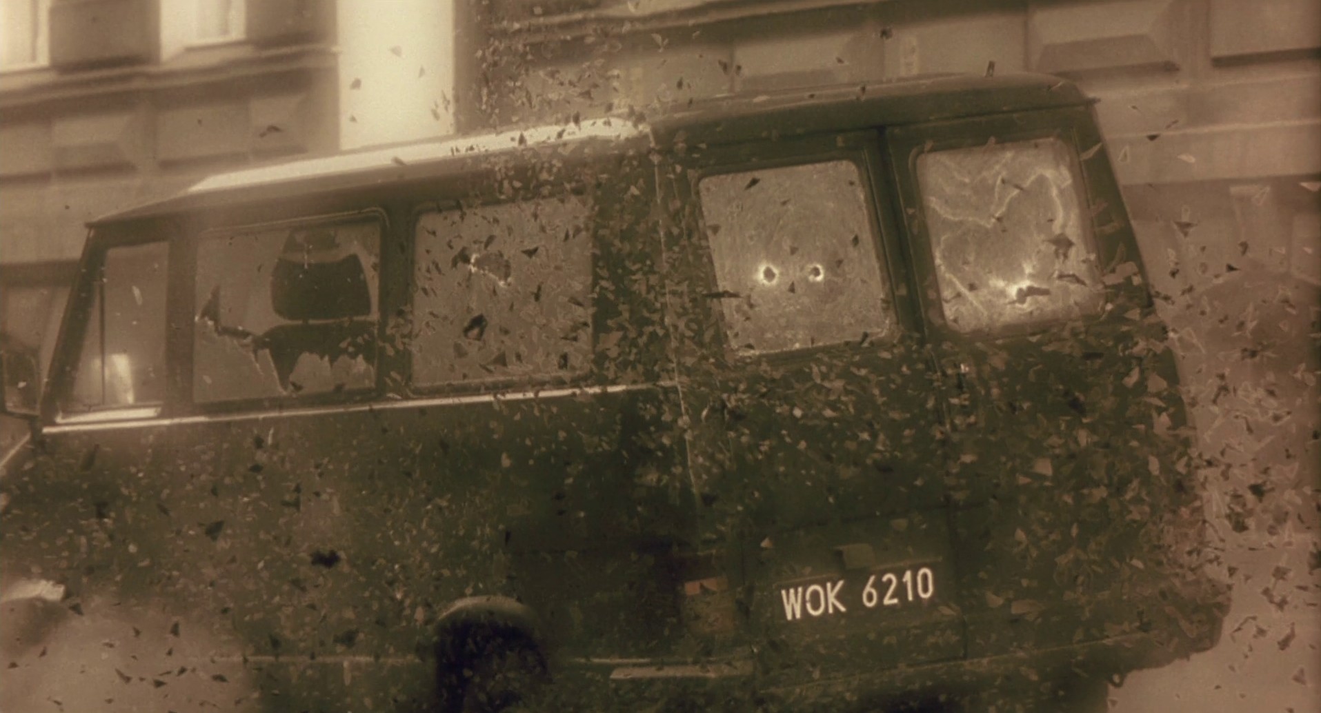 Avalon (2001) —  shot,  lighting