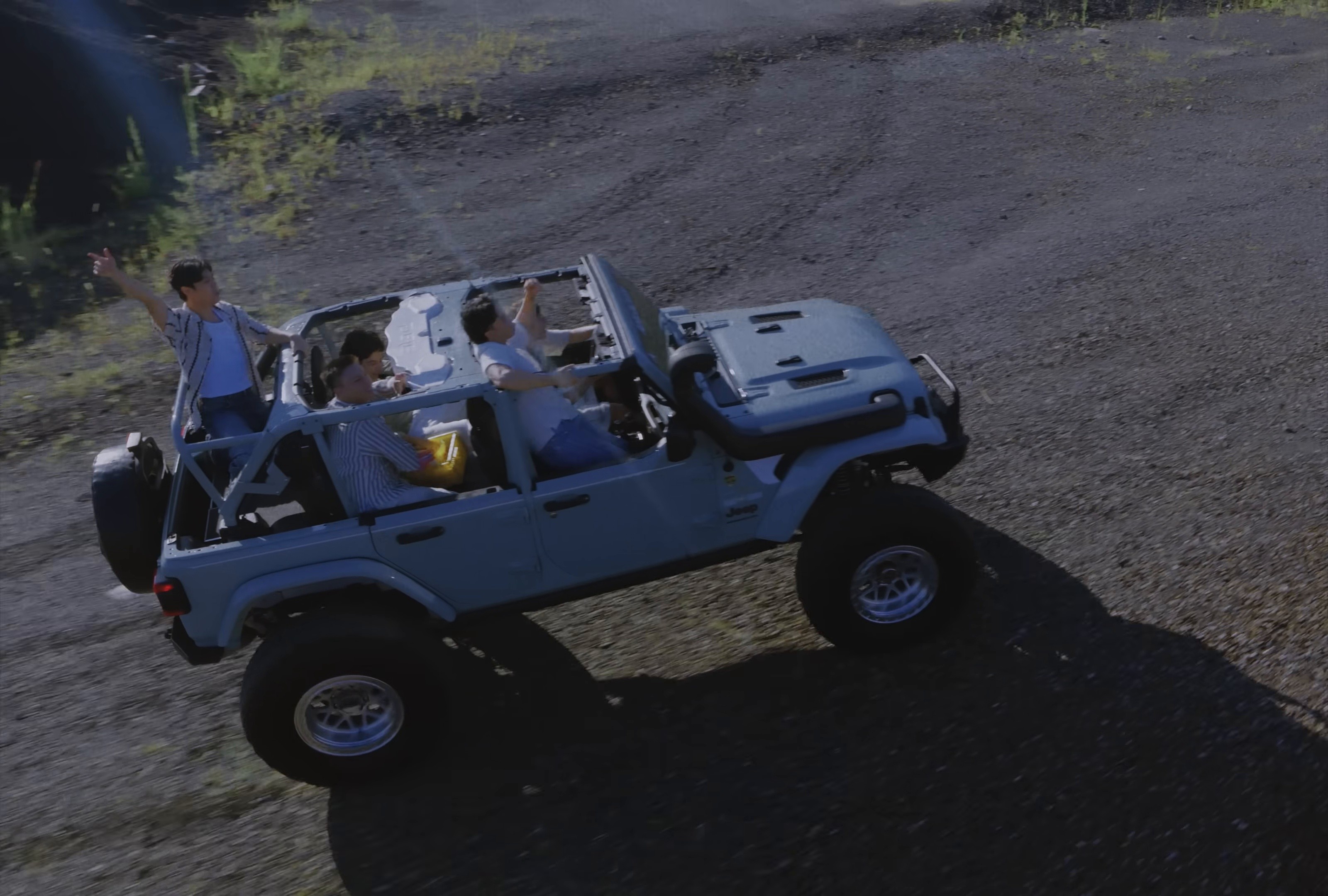 Sunsets & Cigarettes (2025) —  shot,  lighting