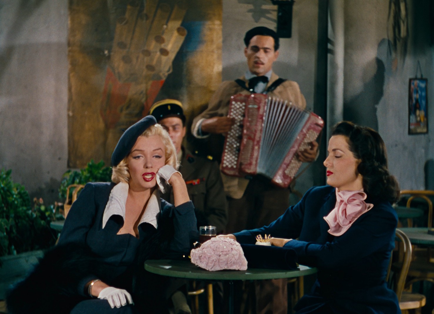 Gentlemen Prefer Blondes (1953) —  shot,  lighting